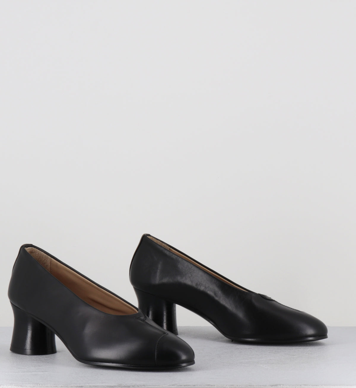 Escarpins en cuir noir - CODA BLACK COWHIDE