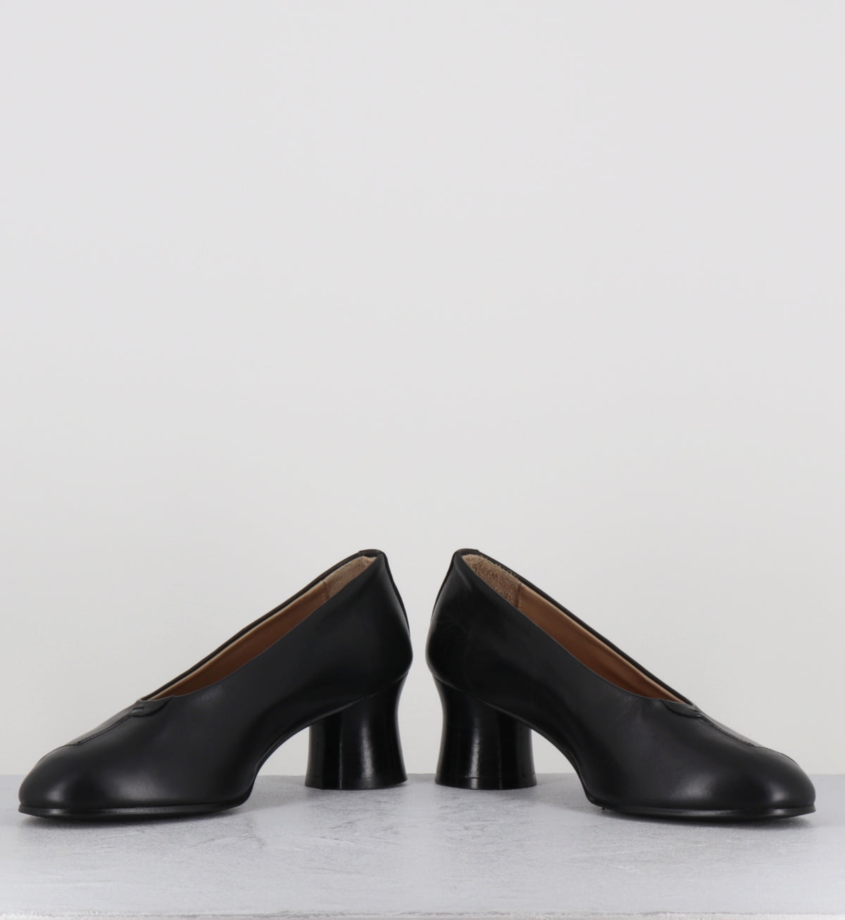 Escarpins en cuir noir - CODA BLACK COWHIDE