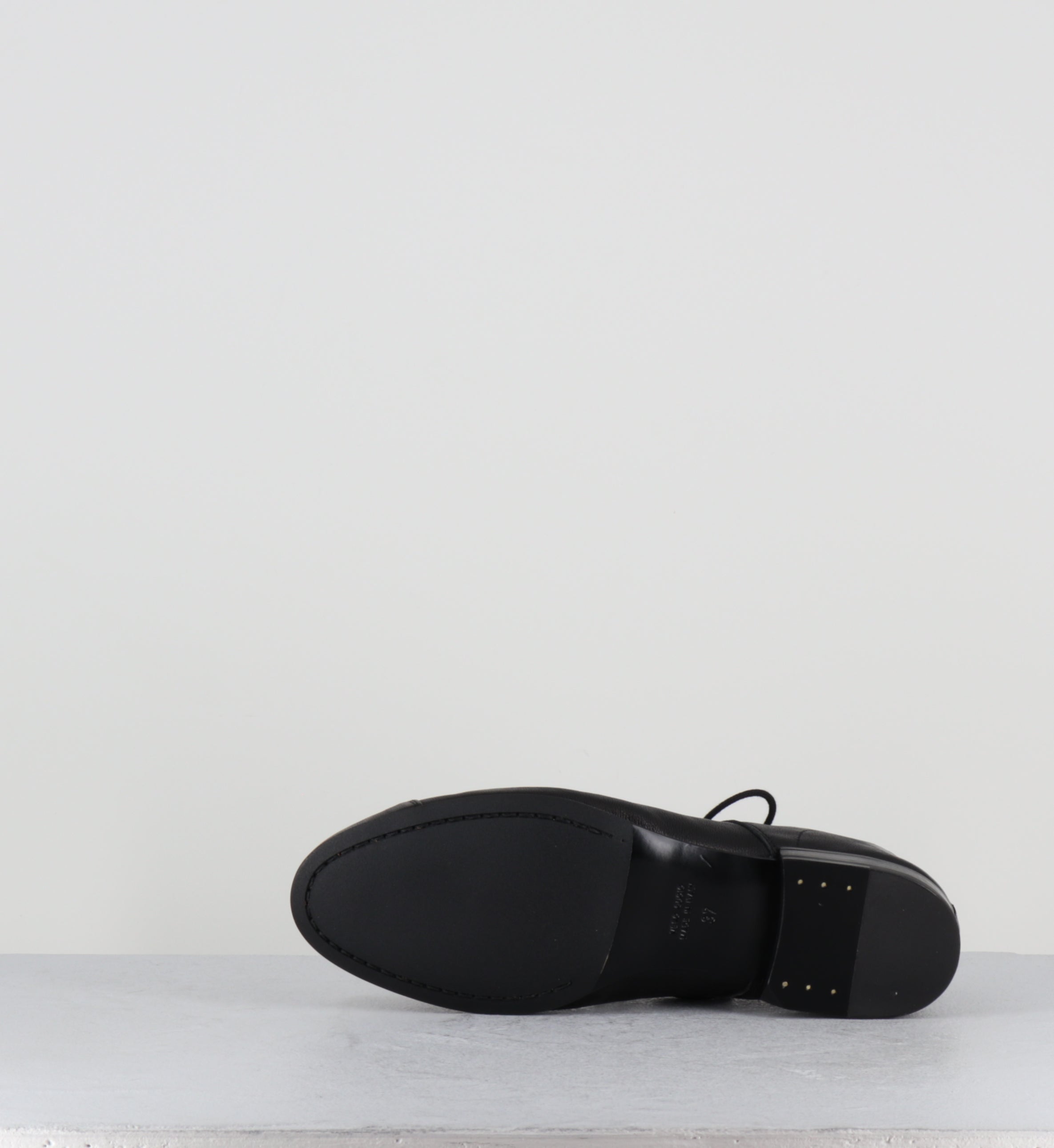 Ballerines à lacets en cuir noir - GHILLE BLACK SKIN