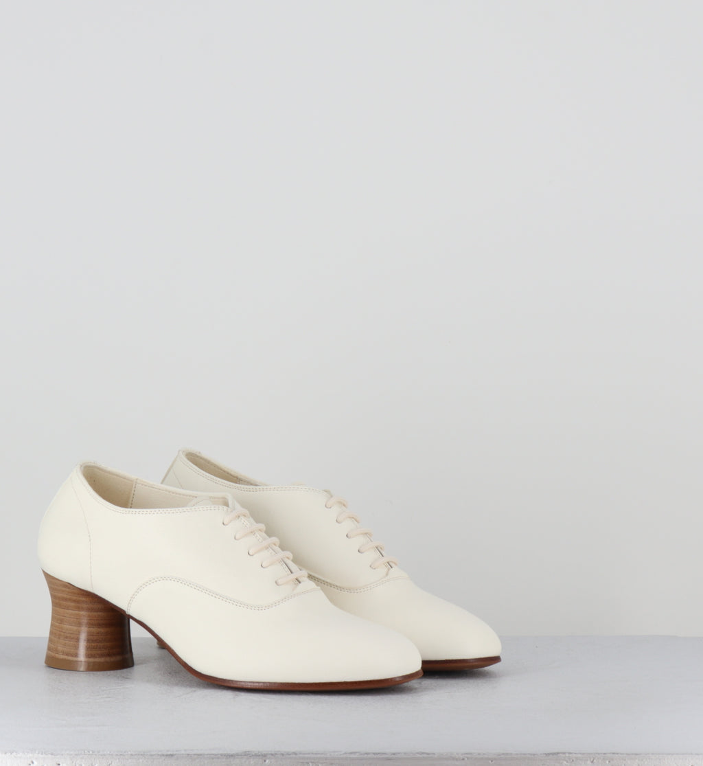 Chaussures à lacets à talon en cuir blanc - STJA 50 WHITE