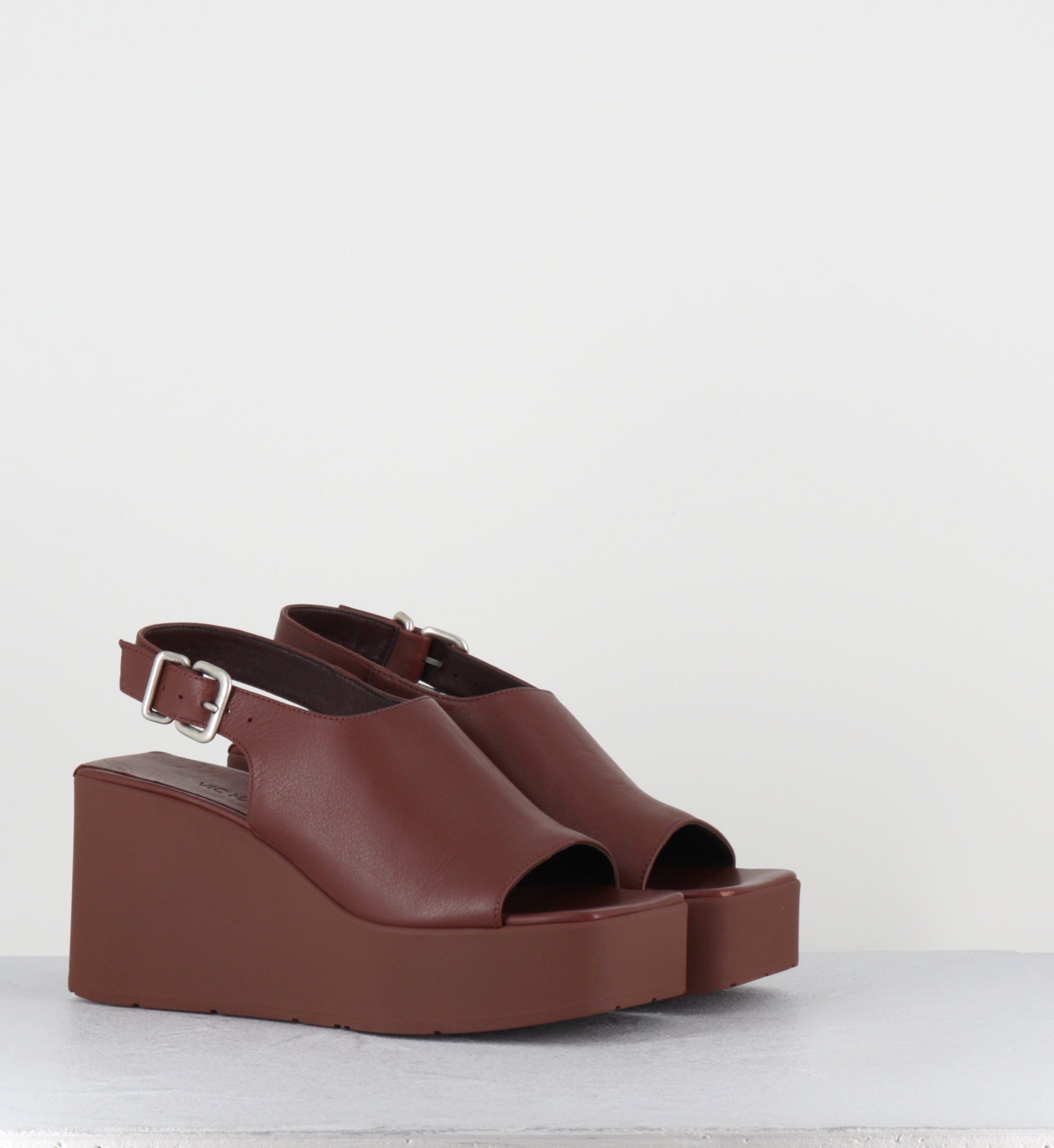 Sandales copensées en cuir marron - 1K5454D TRAVEL EBANO
