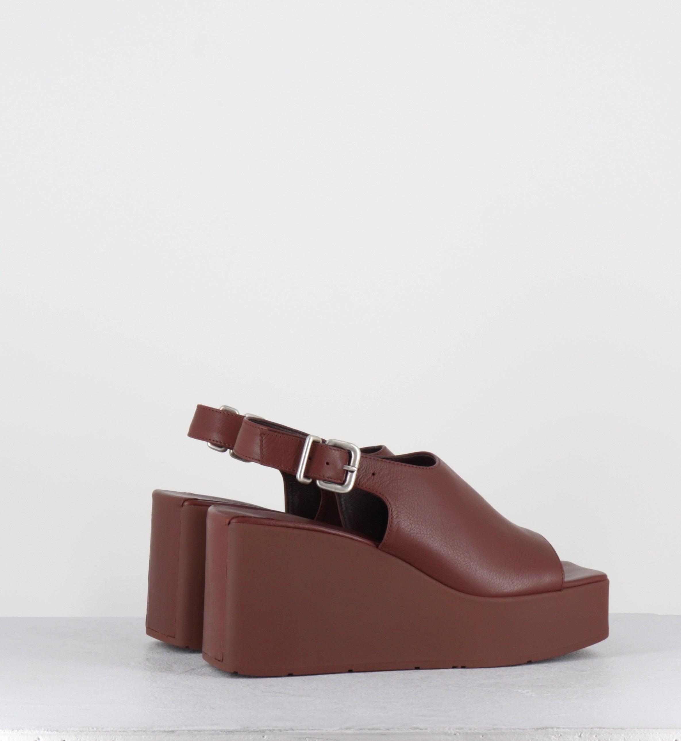 Sandales copensées en cuir marron - 1K5454D TRAVEL EBANO