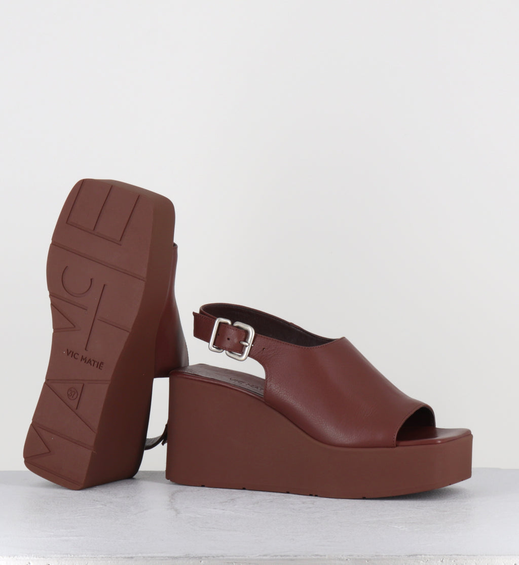 Sandales copensées en cuir marron - 1K5454D TRAVEL EBANO