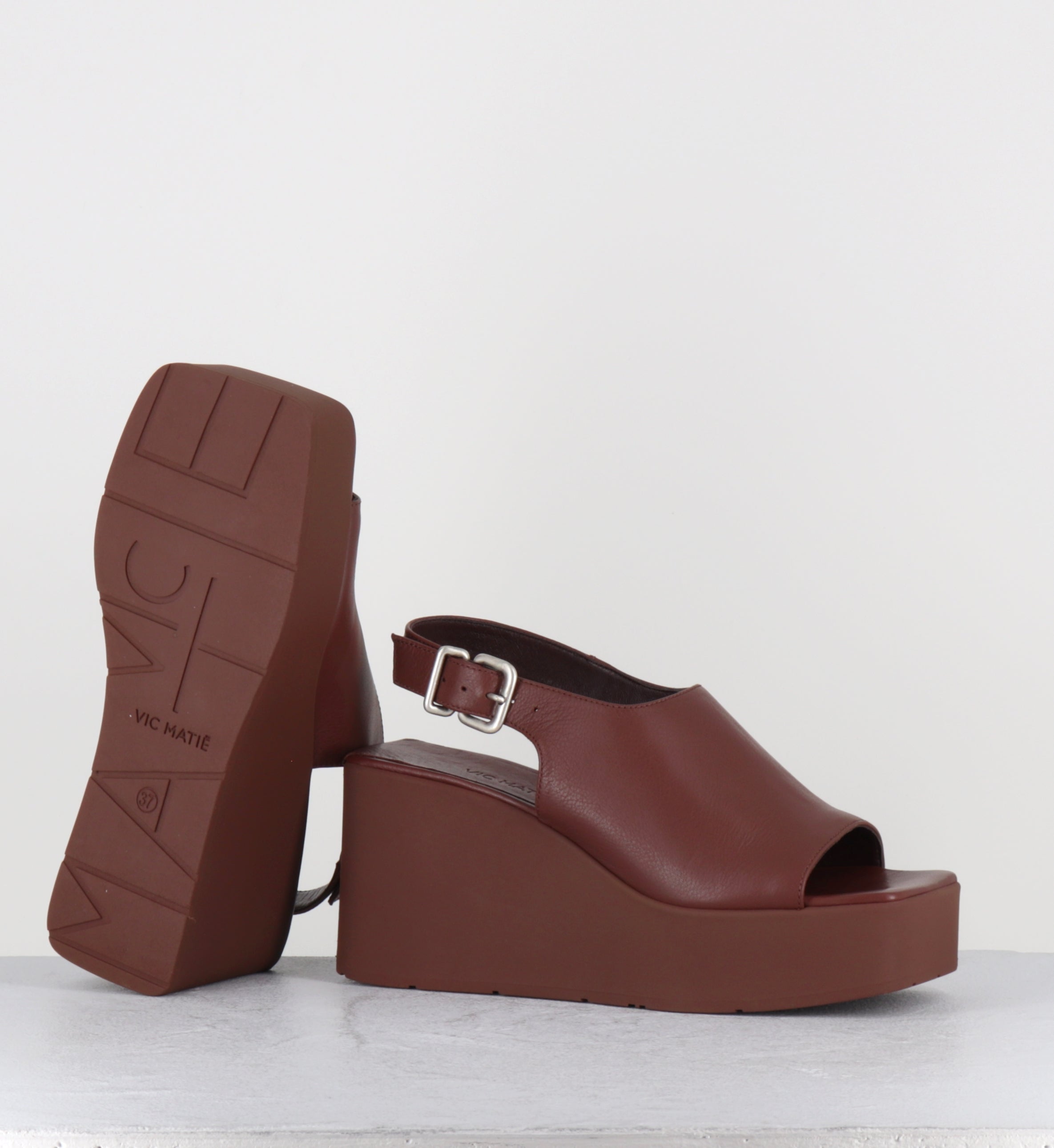 Sandales copensées en cuir marron - 1K5454D TRAVEL EBANO