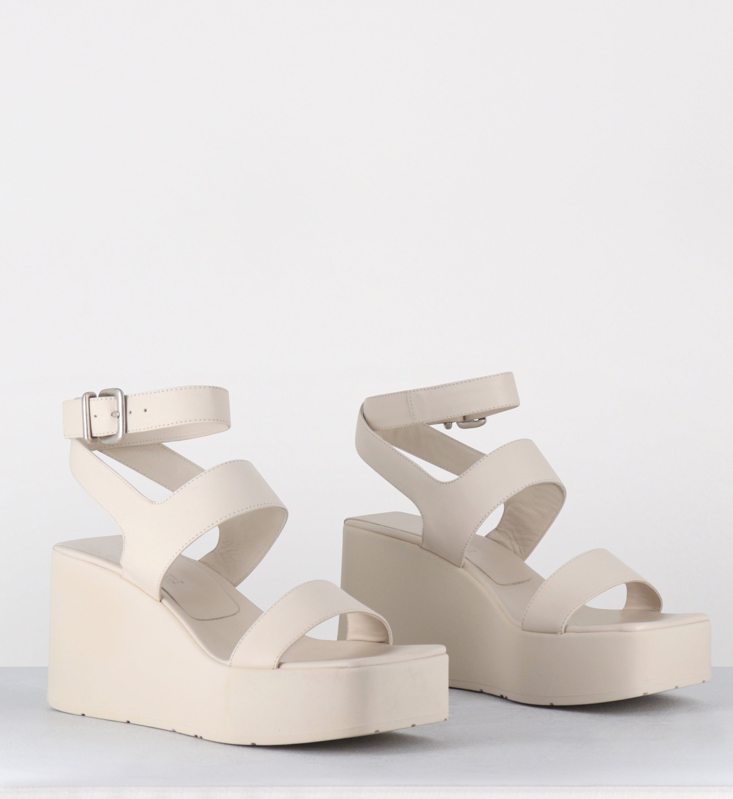 Sandales compensées en cuir blanc - 1K5456D TRAVEL OSSO