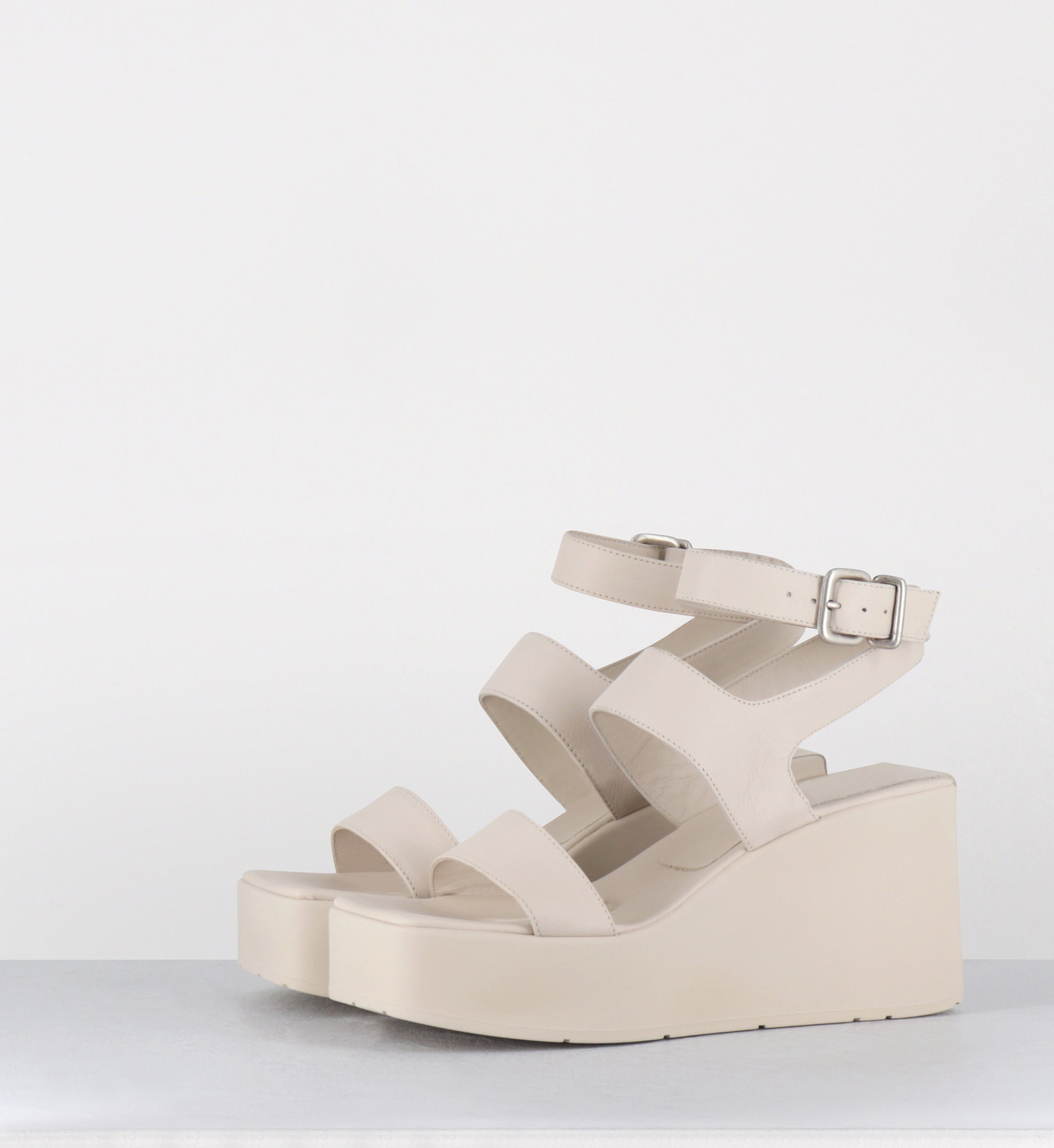 Sandales compensées en cuir blanc - 1K5456D TRAVEL OSSO