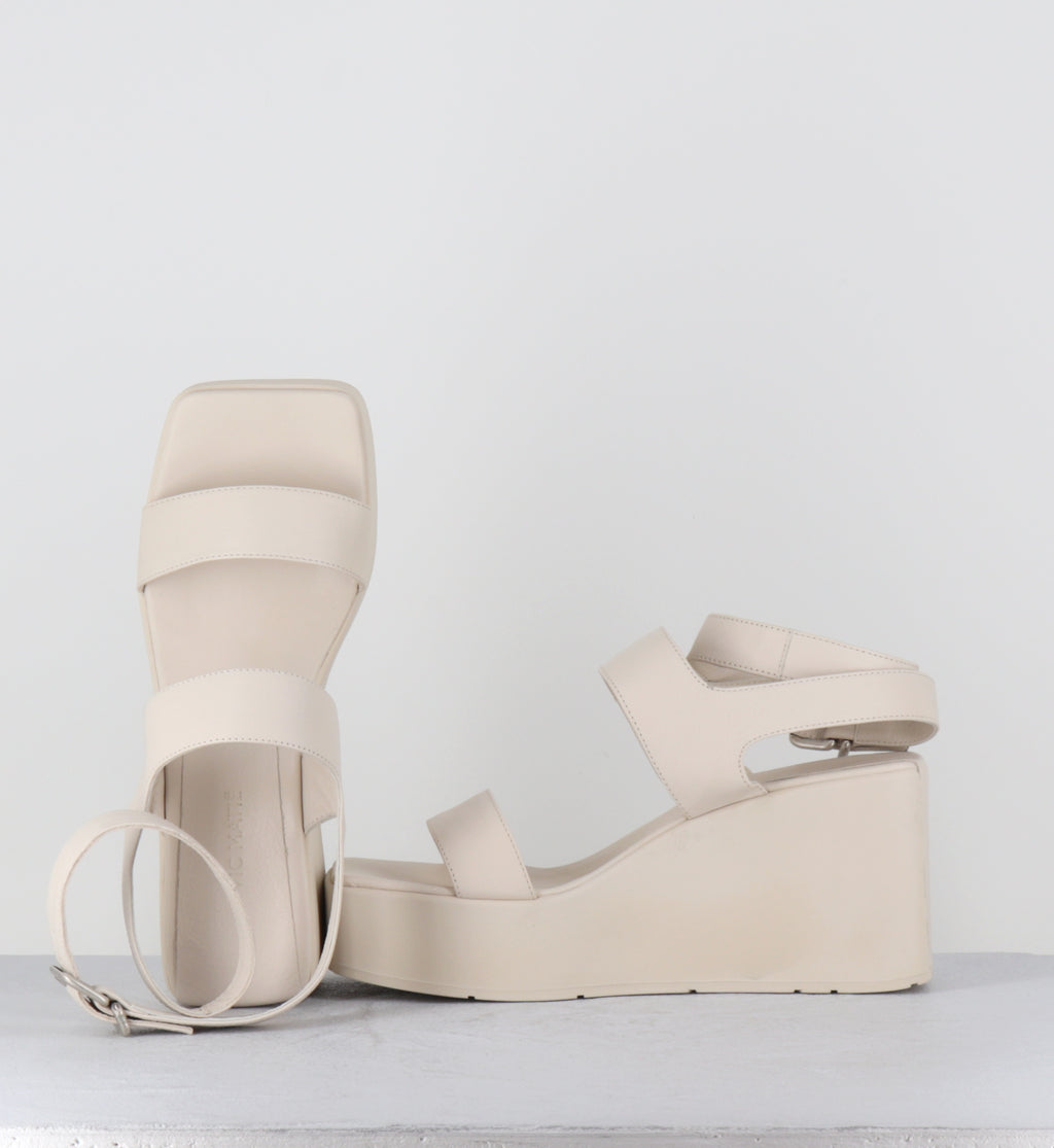 Sandales compensées en cuir blanc - 1K5456D TRAVEL OSSO