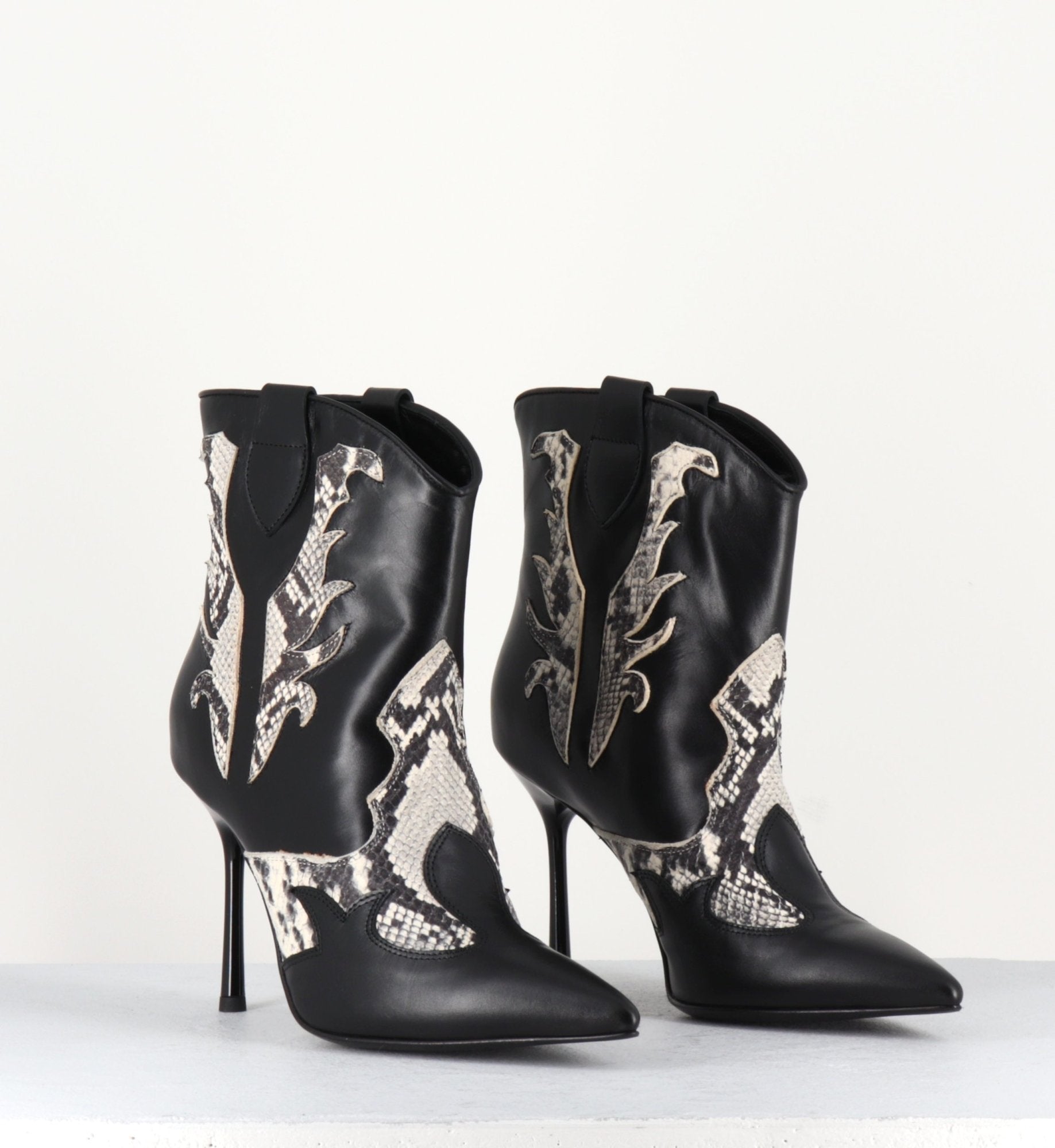 Bottines pointues à talon hauts Garrice collection - BR303