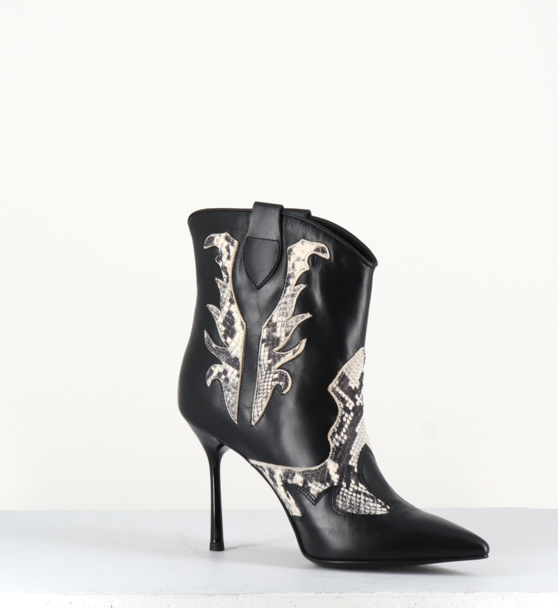 Bottines pointues à talon hauts Garrice collection - BR303