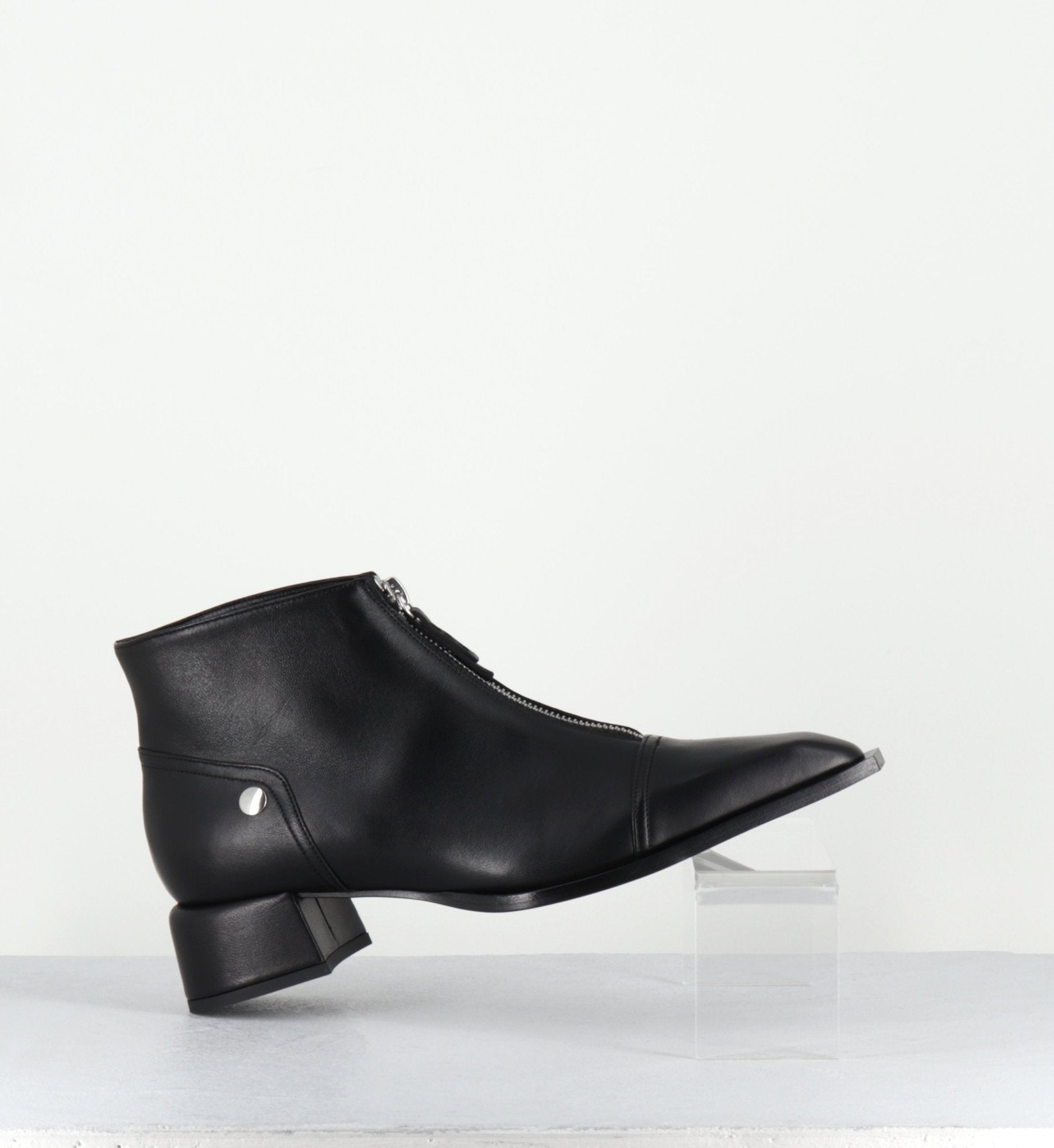 INE25 NAPPA NERO