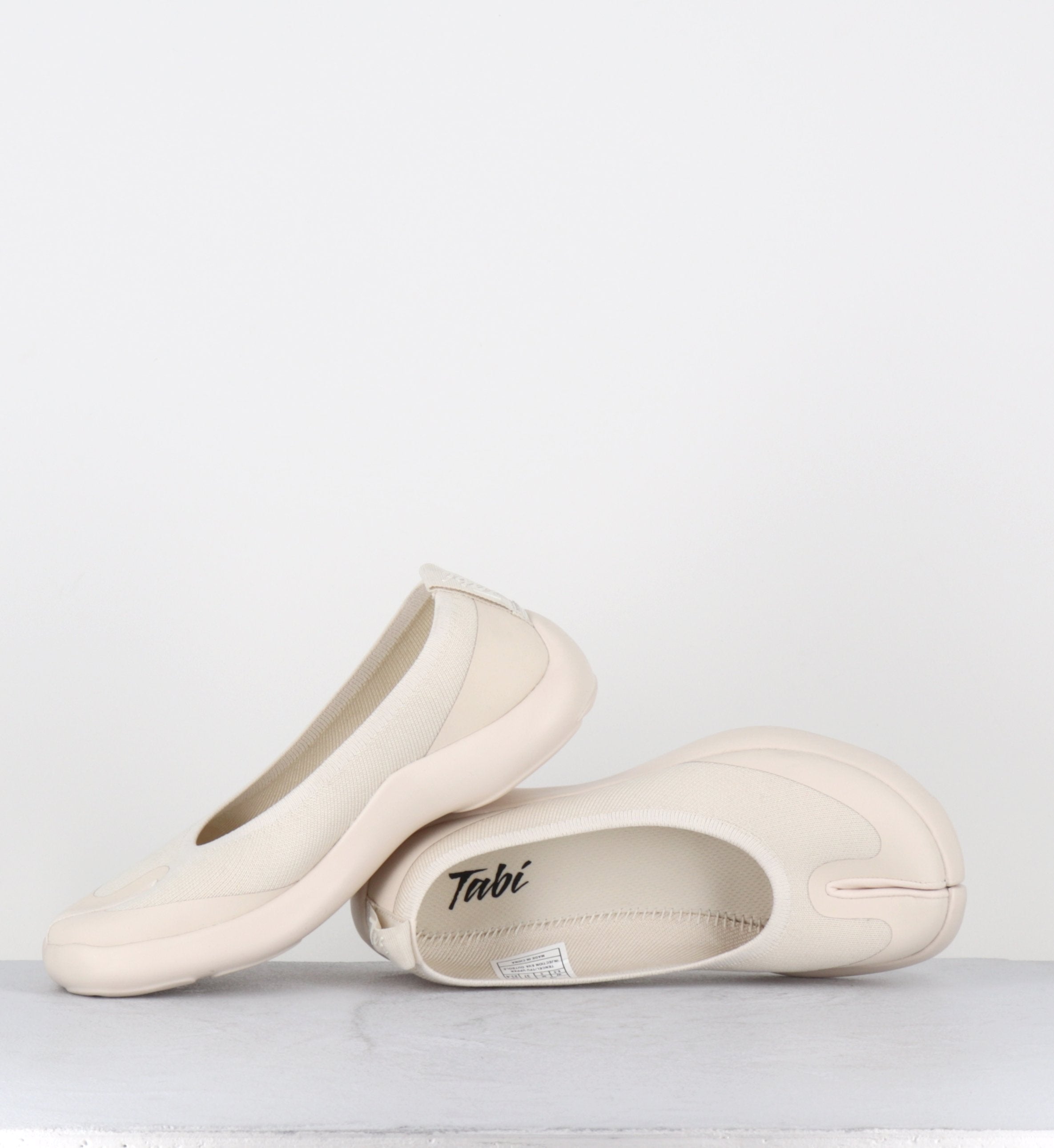 TABI BALLERINA OFF WHITE