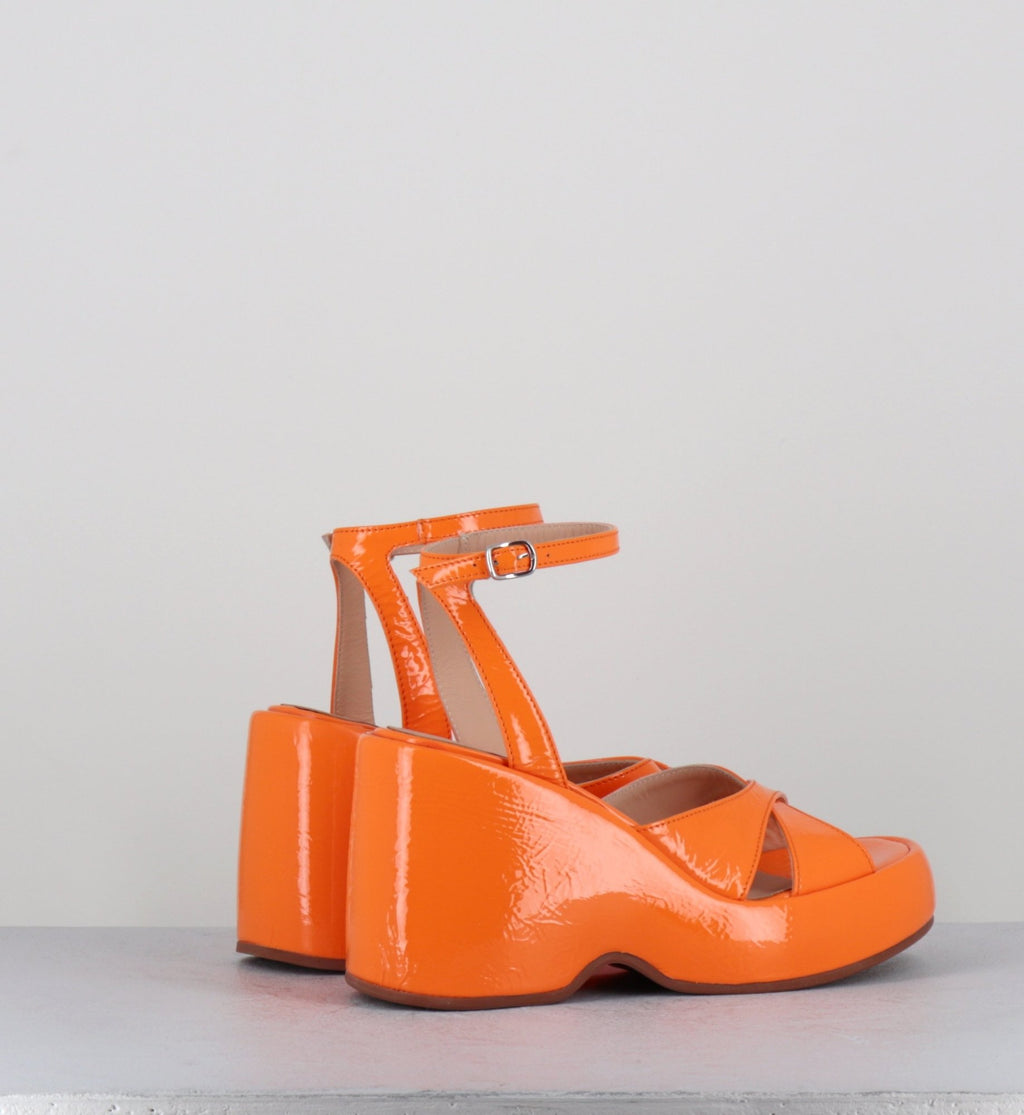 MAZE2 CINDY ALBICOCCA