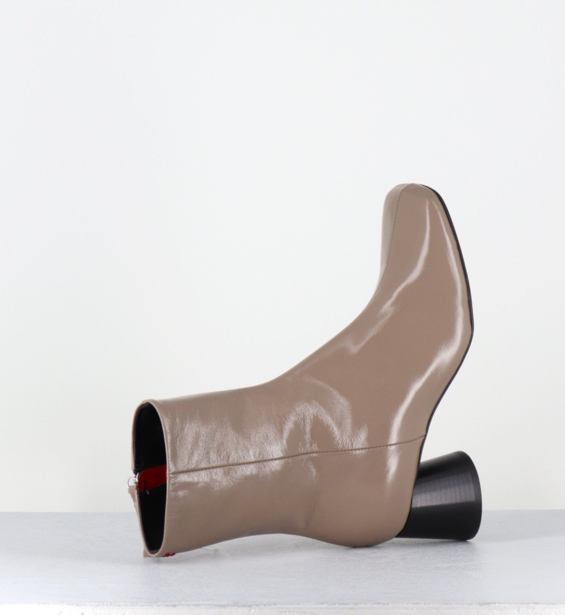 DANI04 GLAZE TORTORA