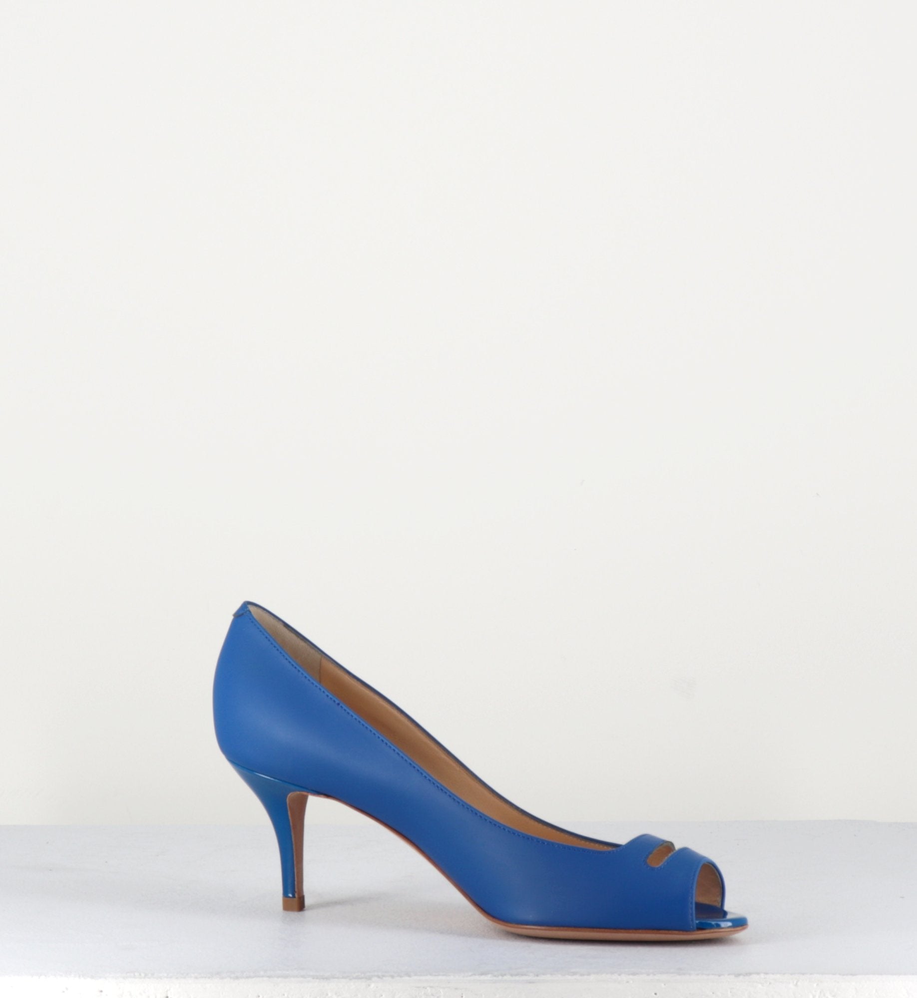 Escarpins petits talons en cuir vernis bleus - Pellico