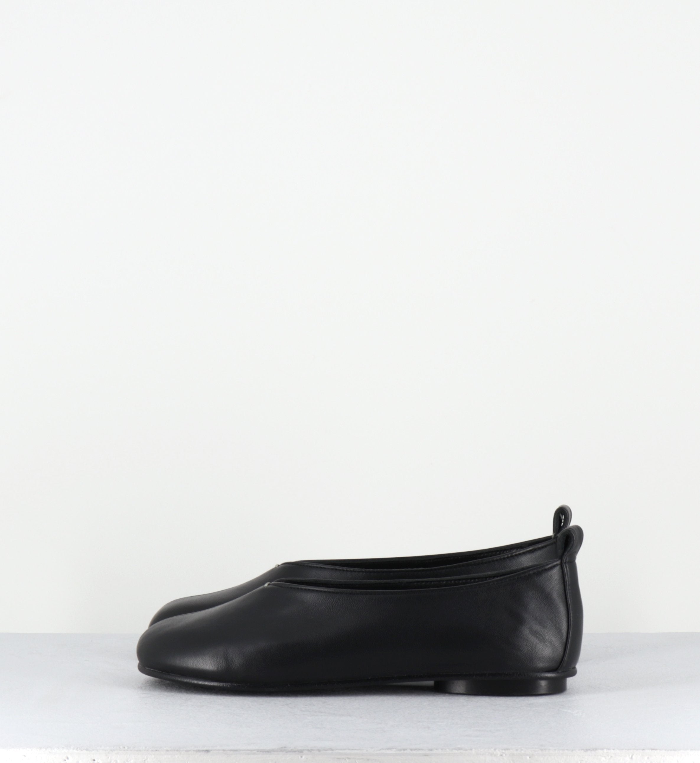 LESTER1 NAPPA NERO