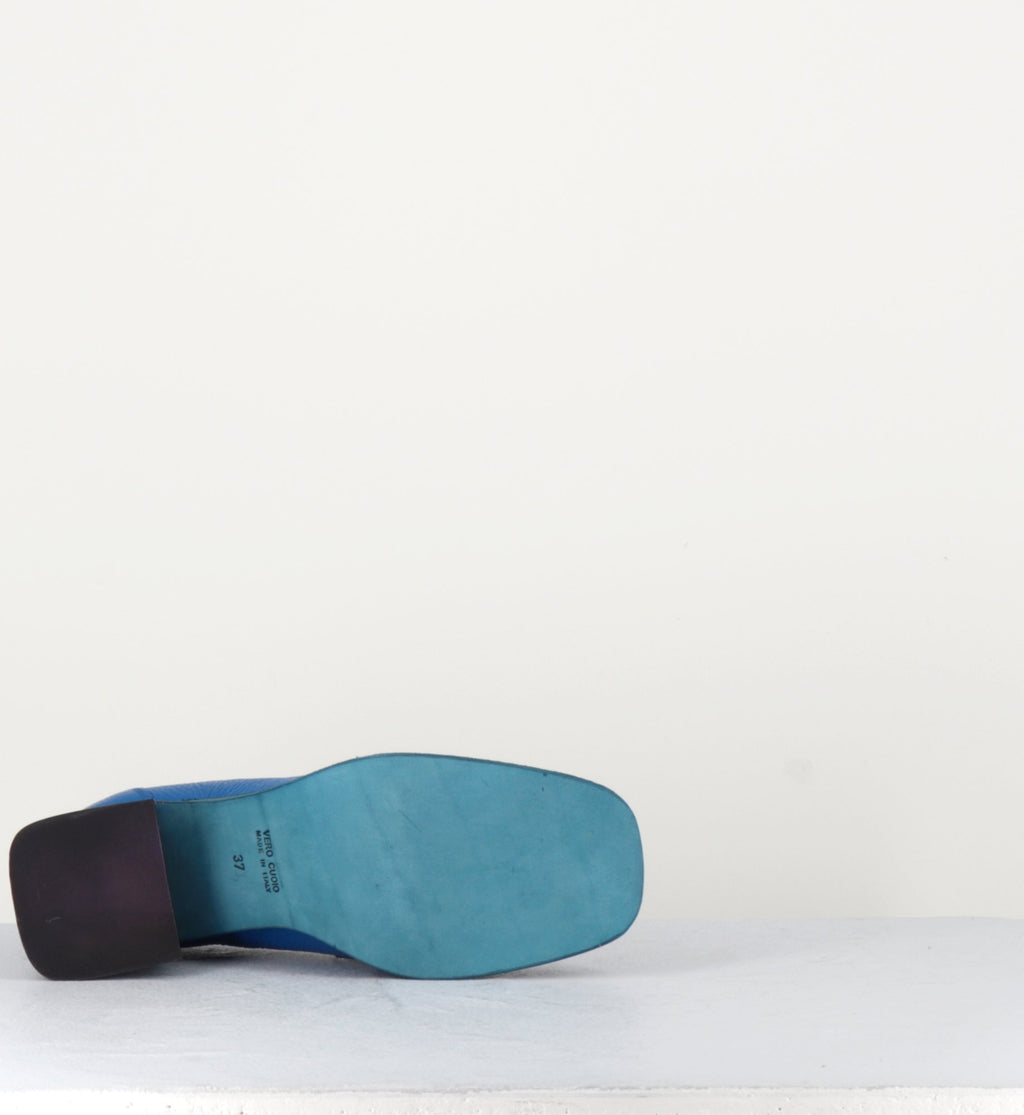 PE8630 BLU