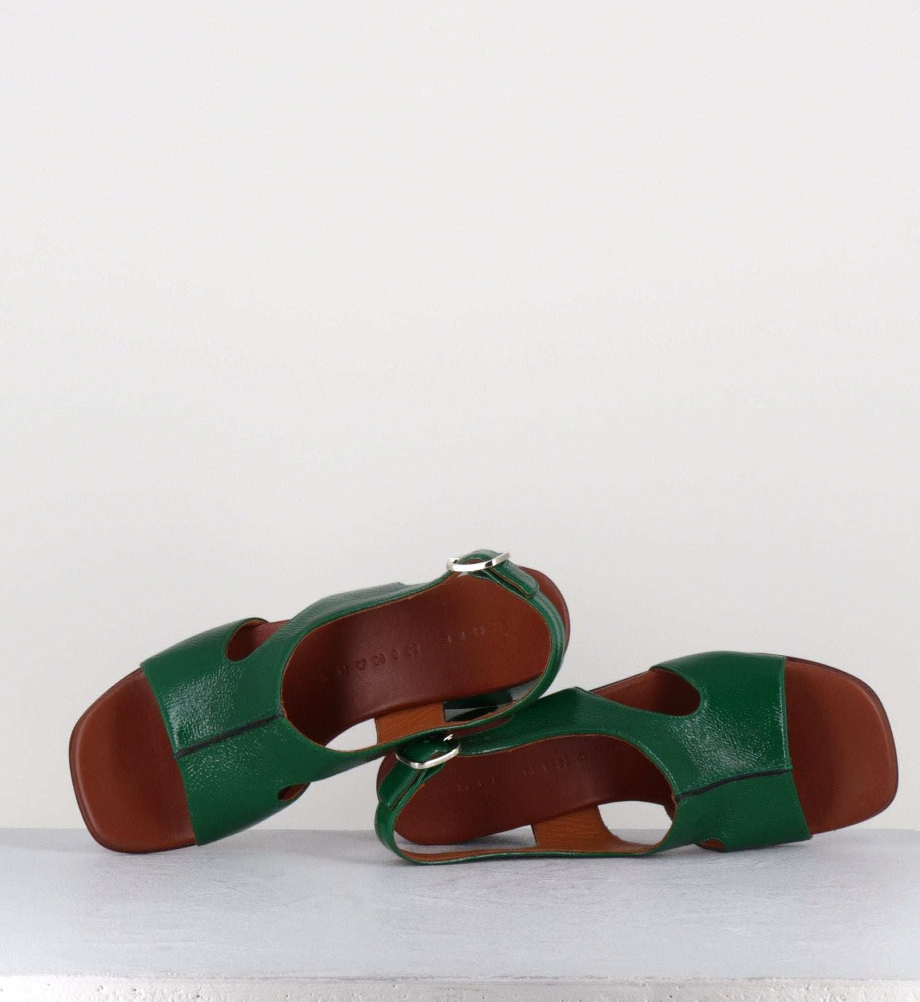 QUI-QUIANA44 FERRARI GREEN