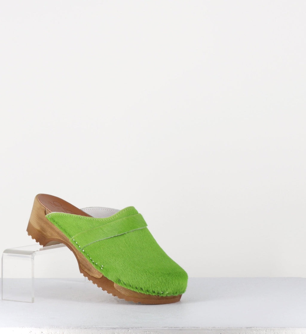 Green Sabots Sabots flexibles effet poulain vert pomme - COMPLICE PONY GREEN – Garrice