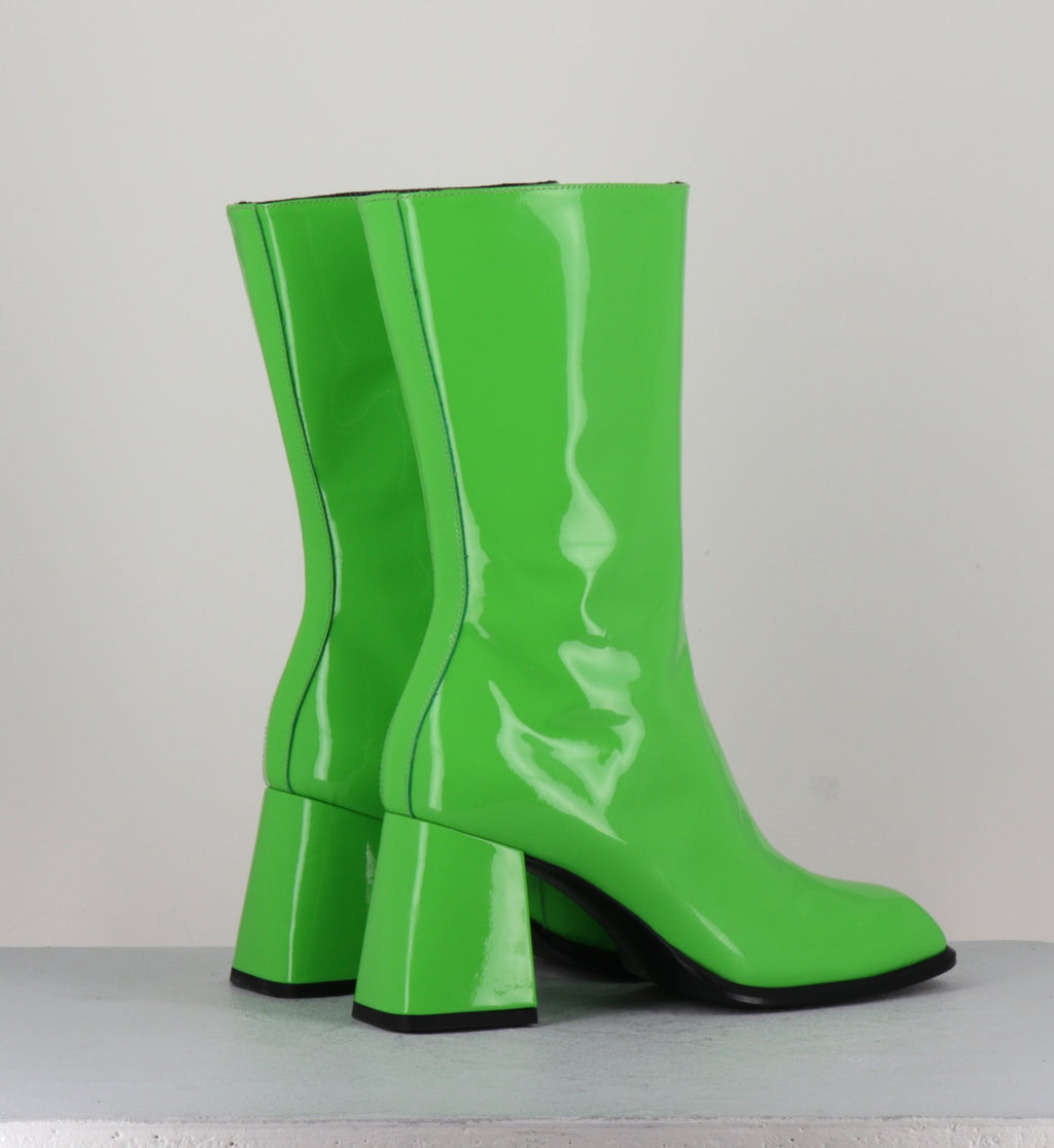 YA2240 VERDE