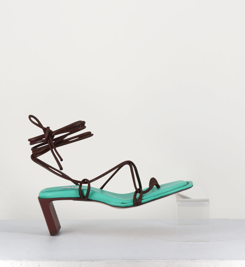 Sandales vertes à fines lanières de cuir marron- ALBERTA GREEN SANDALS