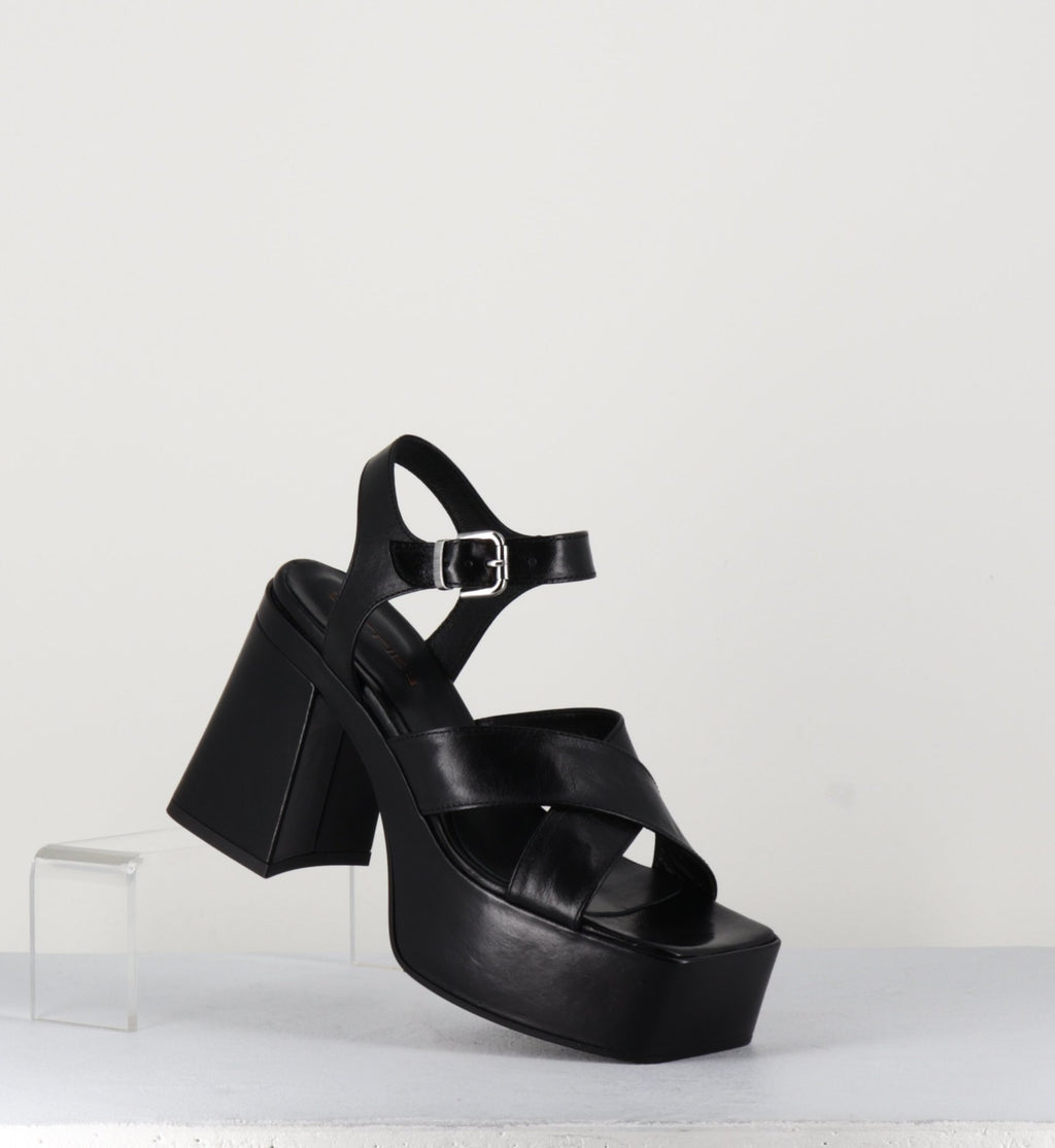 PE7637 NERO