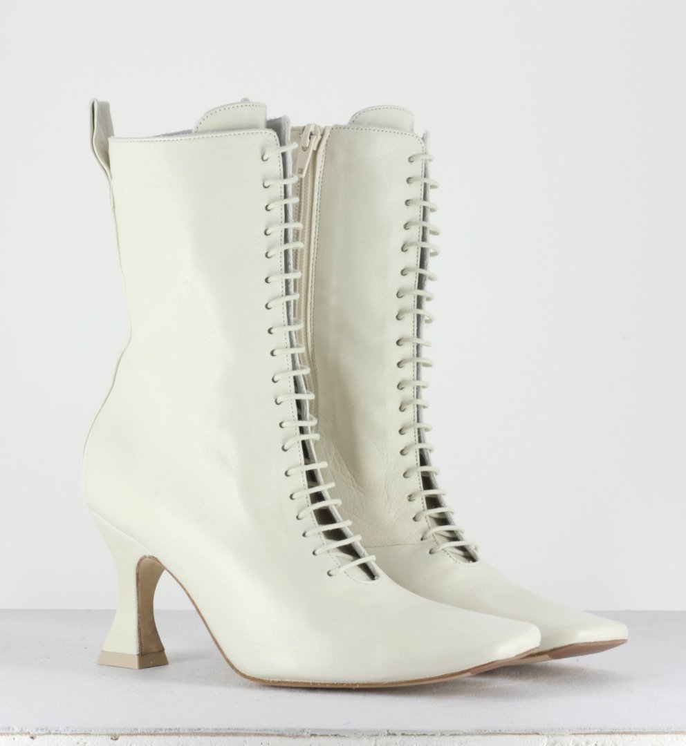 Yana Beige Leather BY