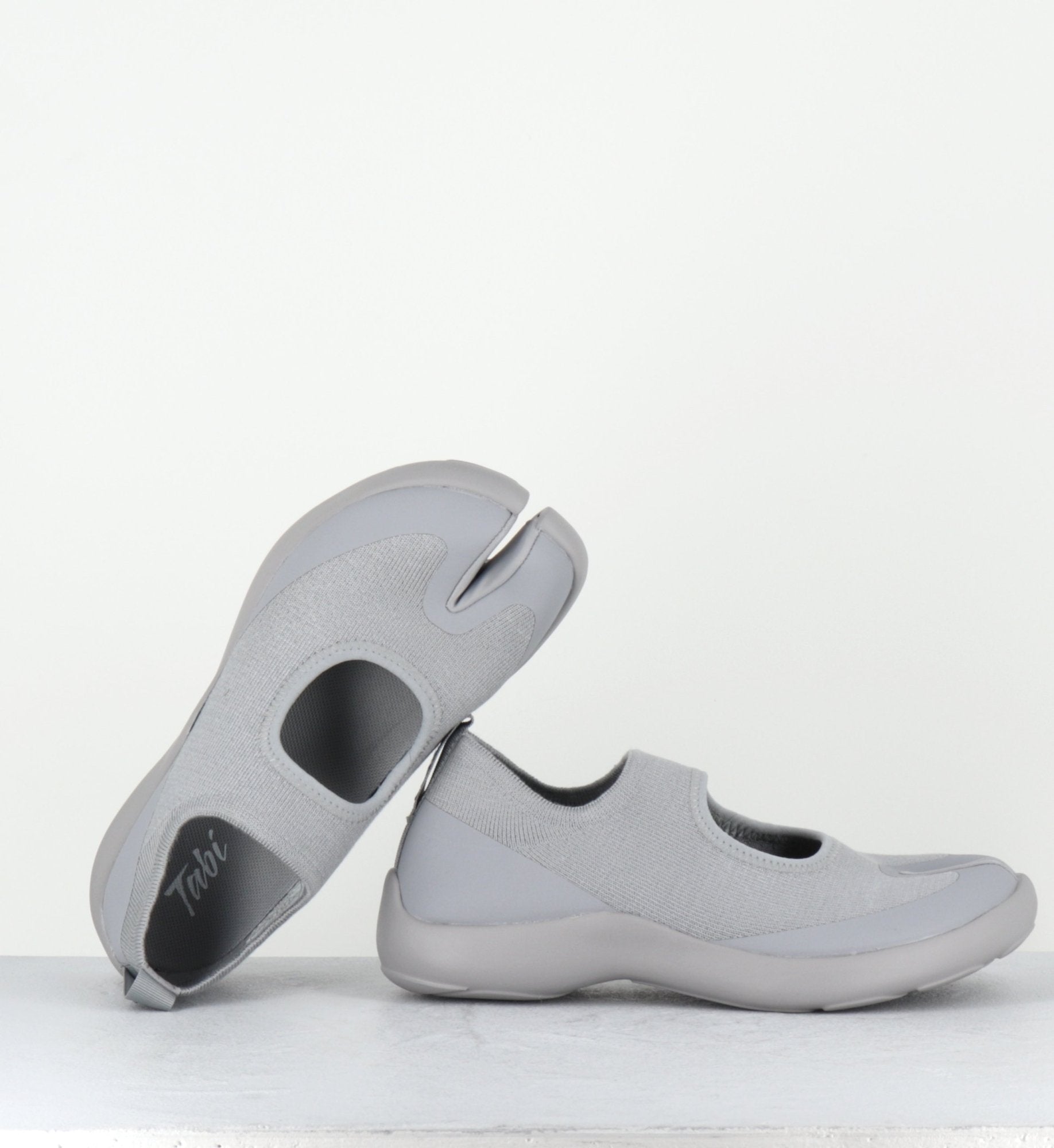 TABI SANDAL GREY