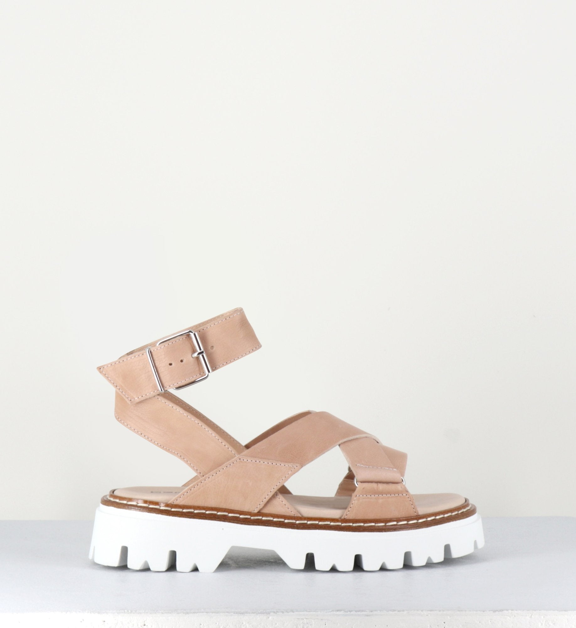 Sandales semelle épaisse en cuir beige - PE7455 CORDA