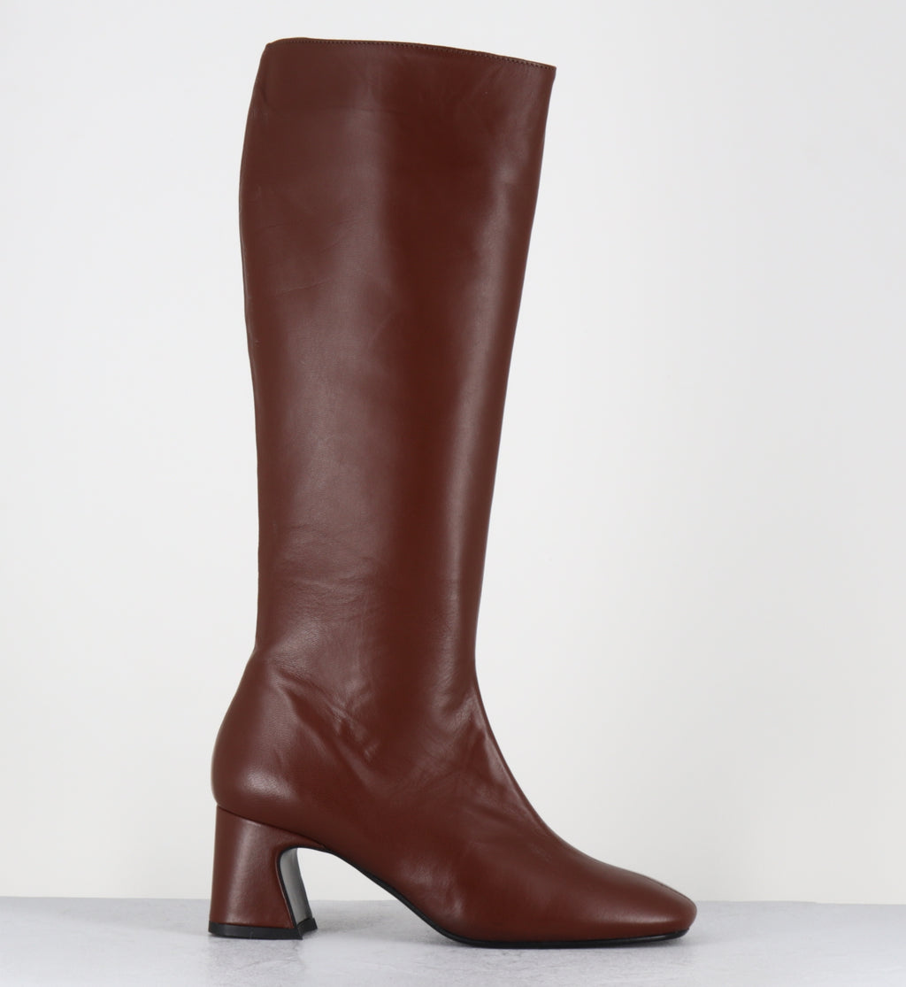 HELENA NAPPA CHATAGNE