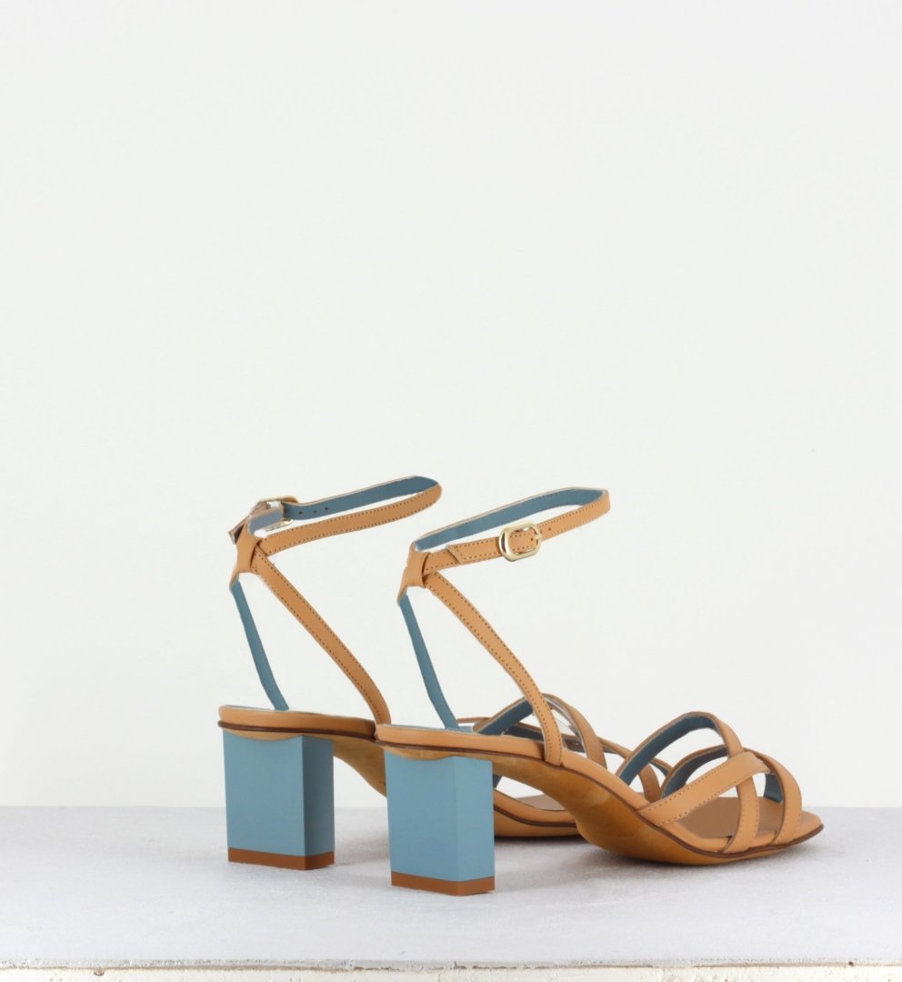 MIA SANDAL CARAMEL