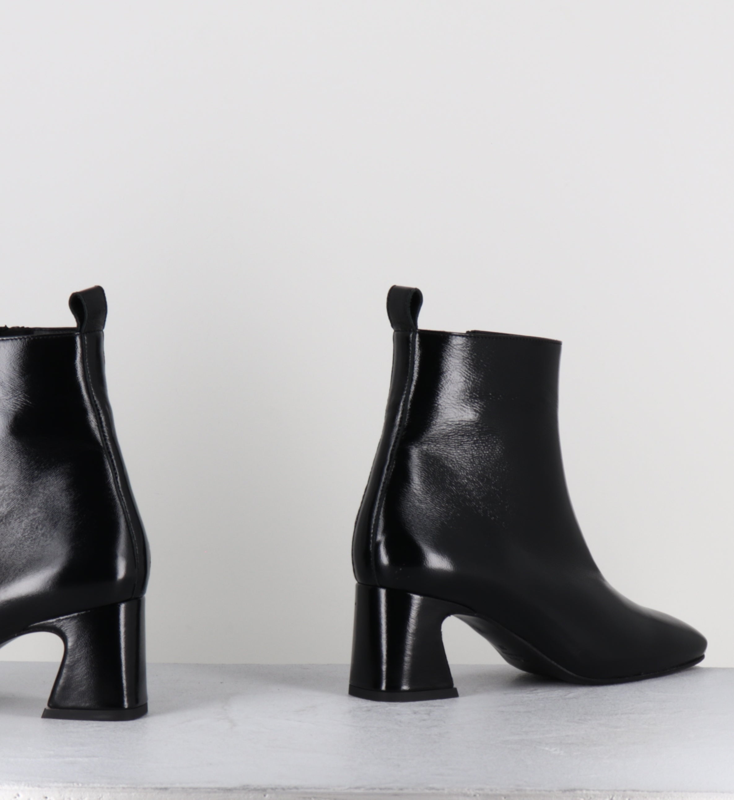 HELENINA VERLUX NERO