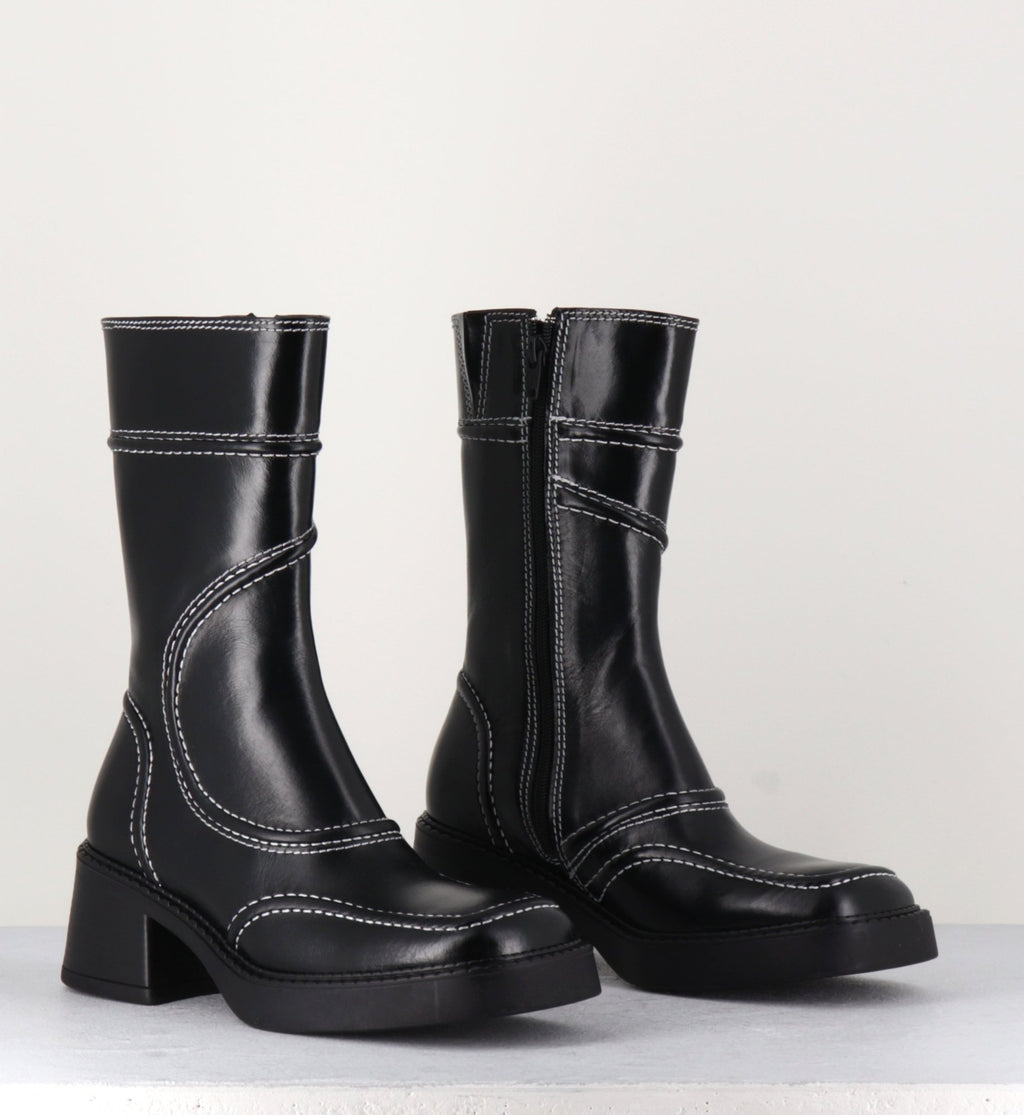 MALENE BLACK ANKLE BOOTS