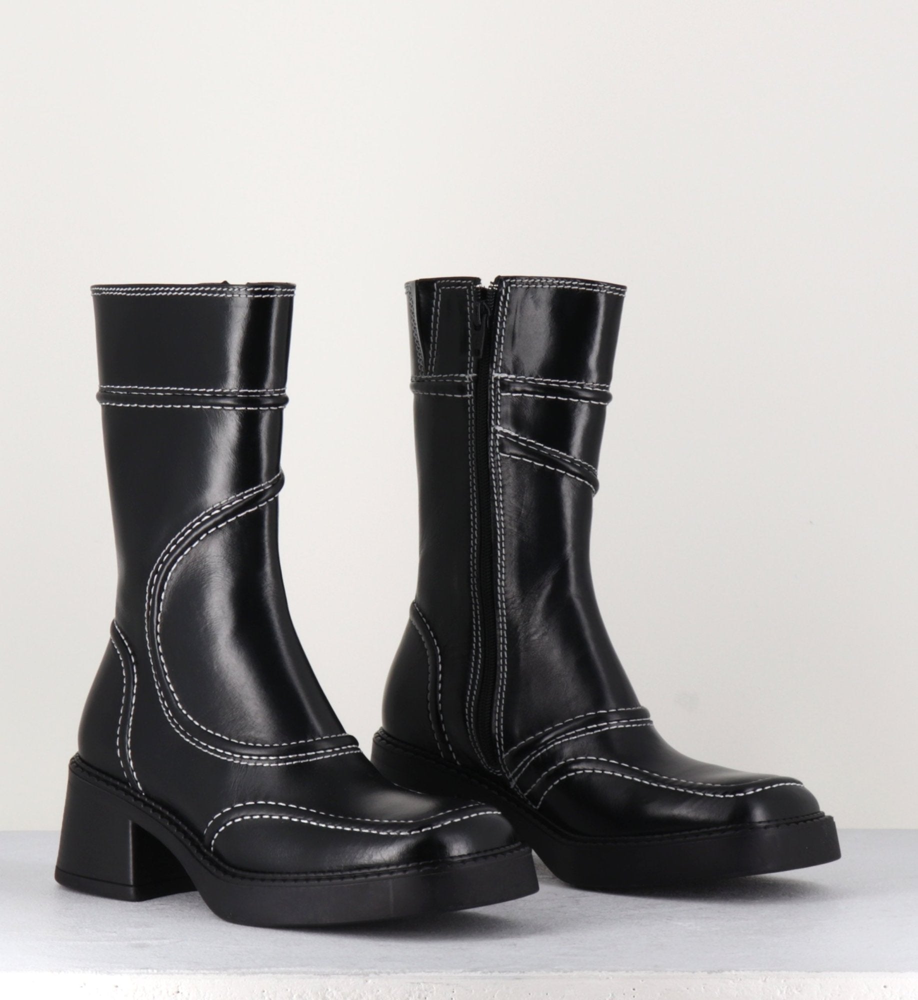 MALENE BLACK ANKLE BOOTS