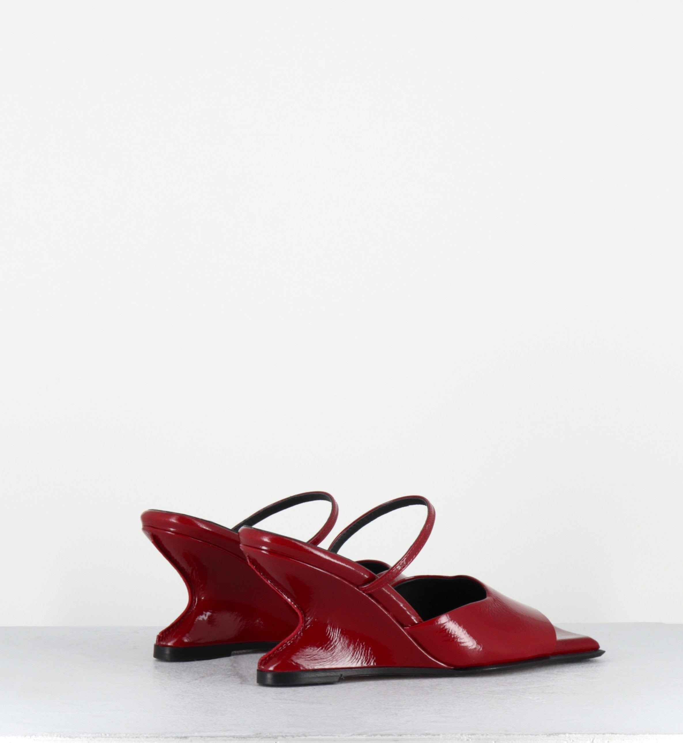 EGLE DARK RED SANDAL