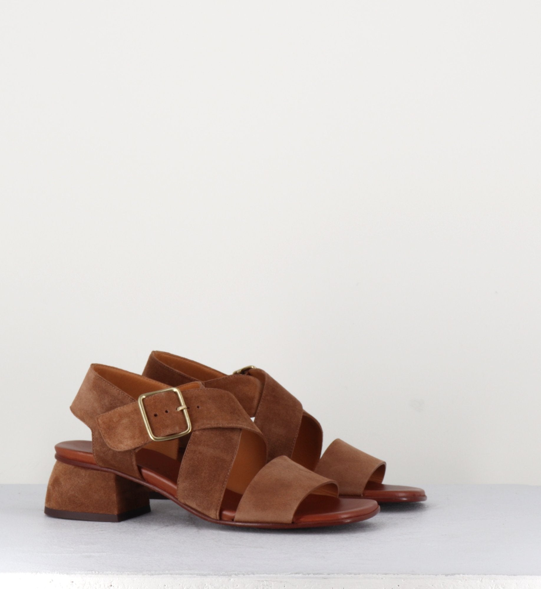 QUI-ISRAEL44 ZEUS CASTANO