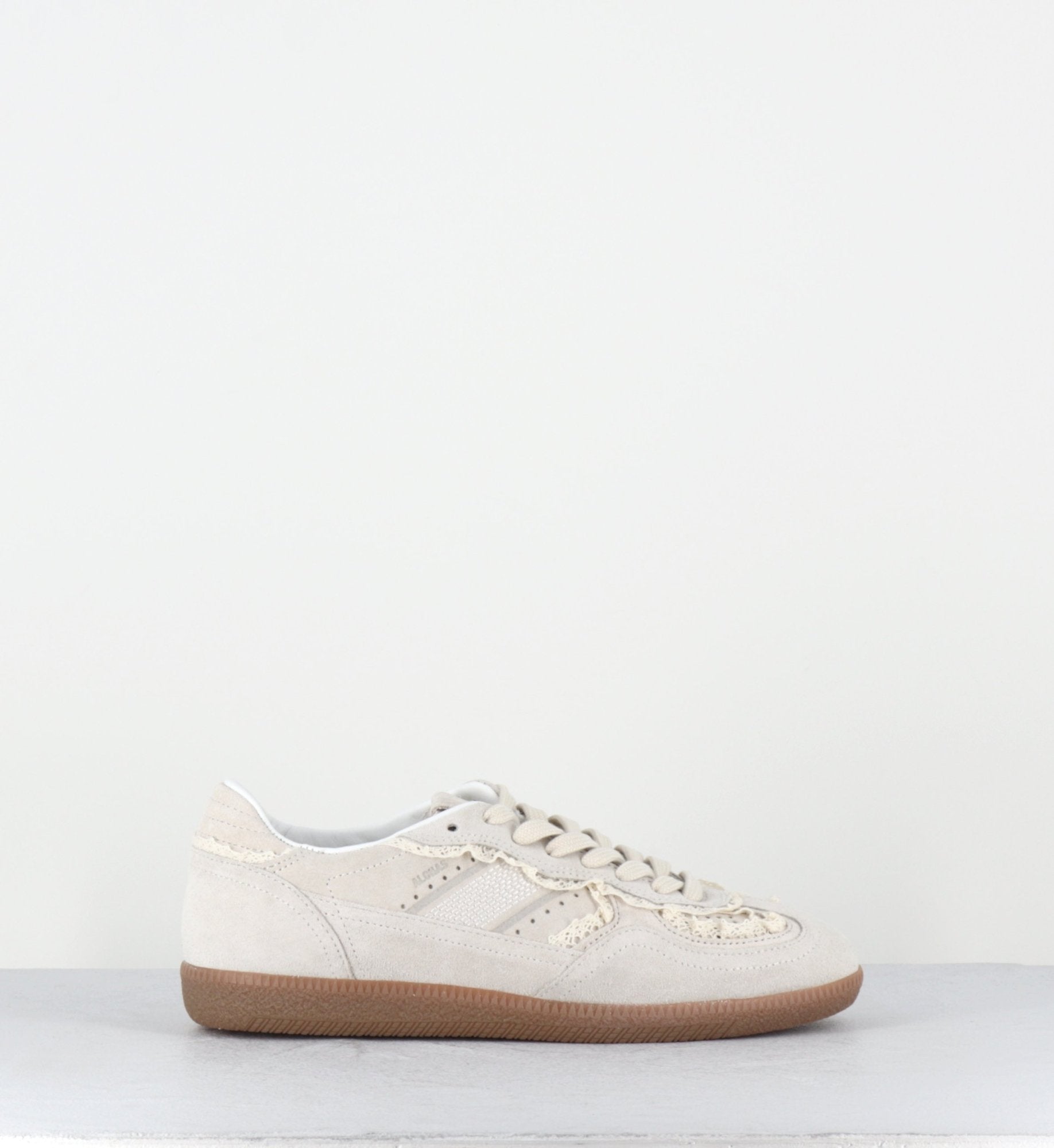 TB 490 CROCHET CREAM