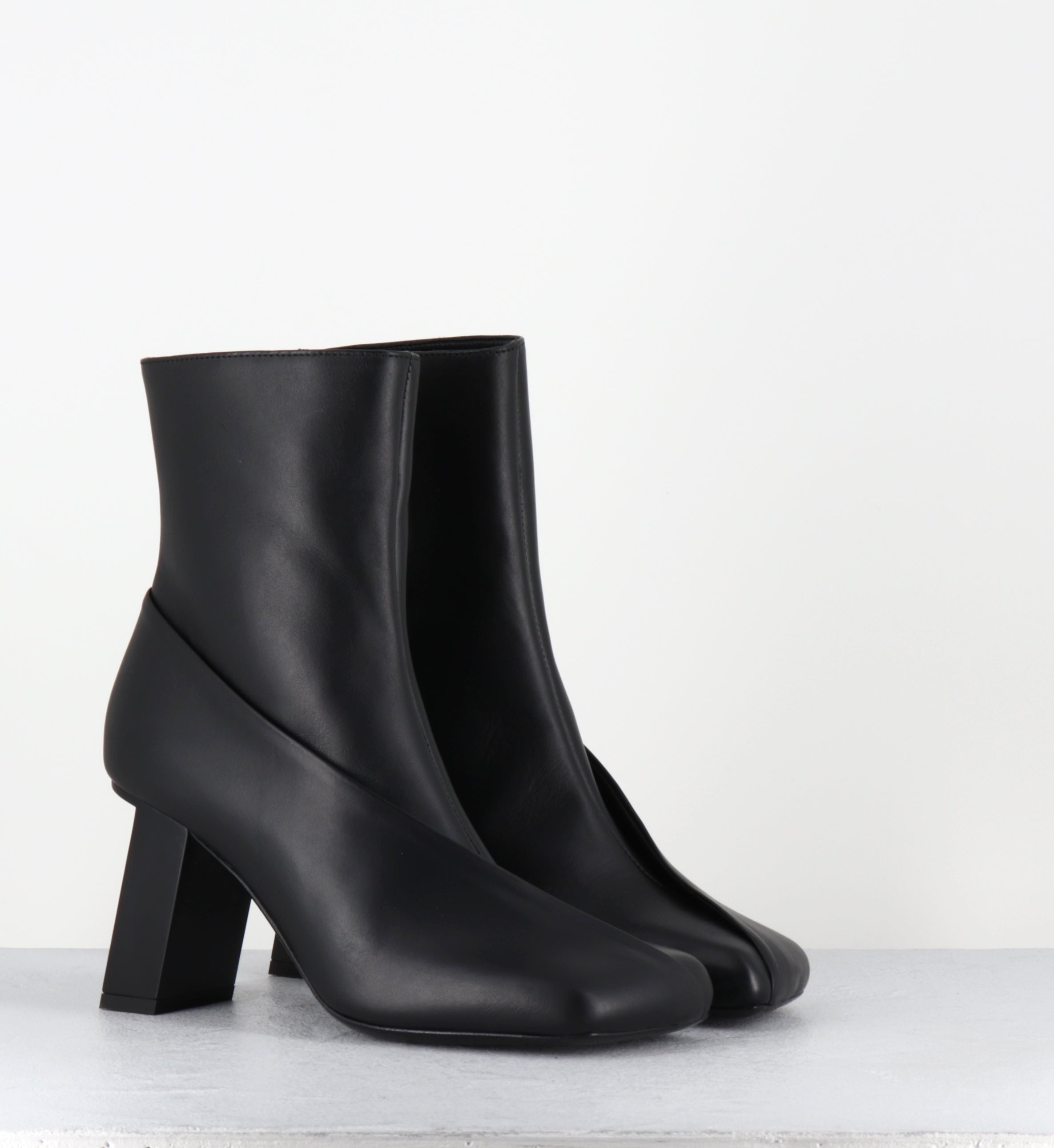 1H4450D ELODIE BLACK