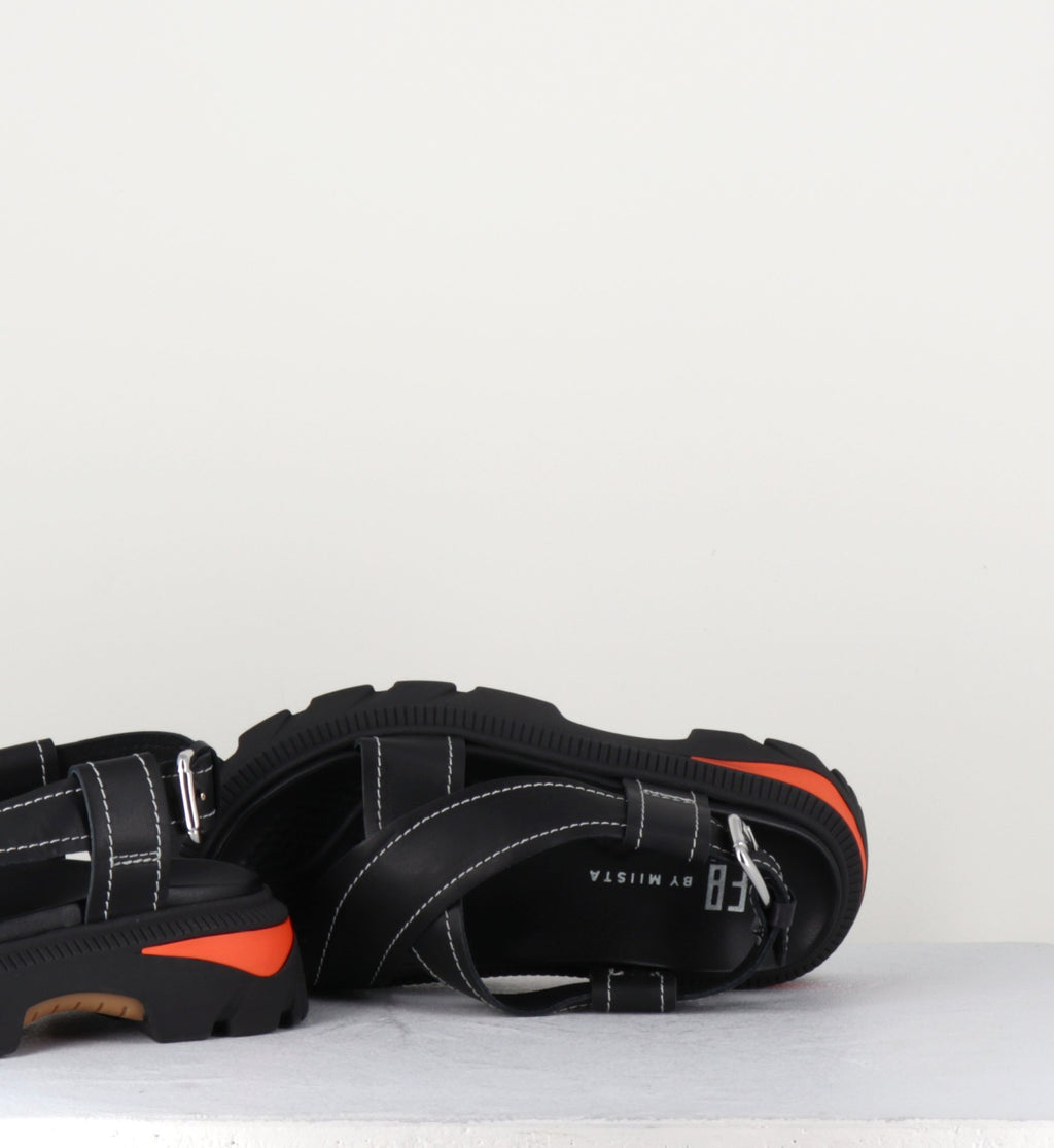 Sandales en cuir noir à lanières croisées - KRISHA BLACK