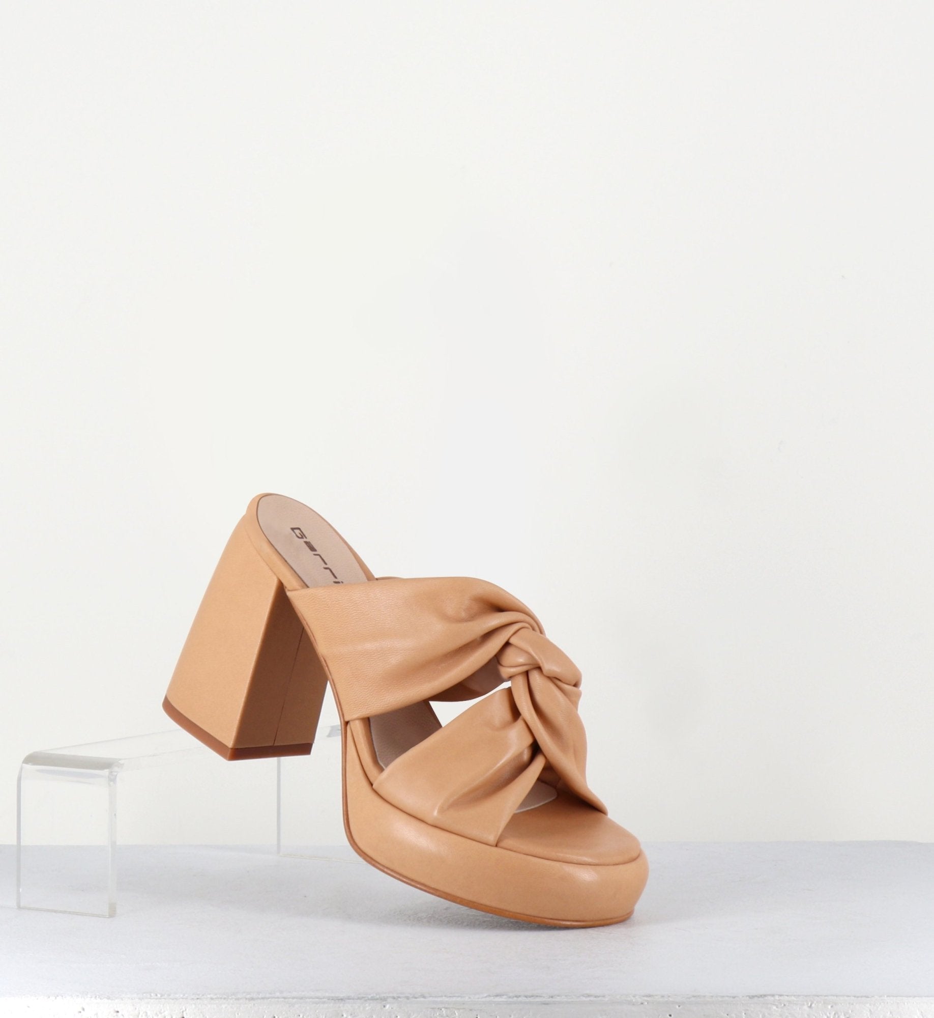AURI CLOE BISCOTTO