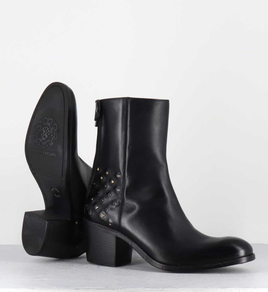 ISABEL 90005 STRIKE BLACK