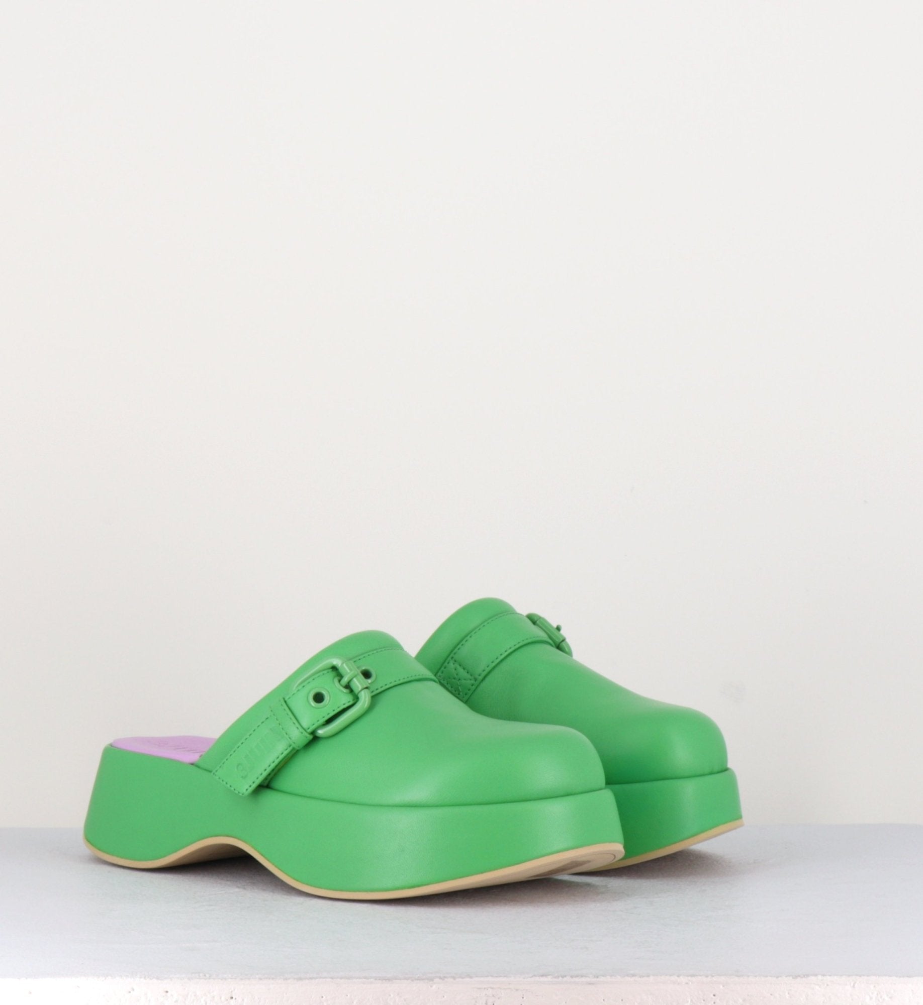 Sabot en cuir vert - LIPARI CHAT GRASS