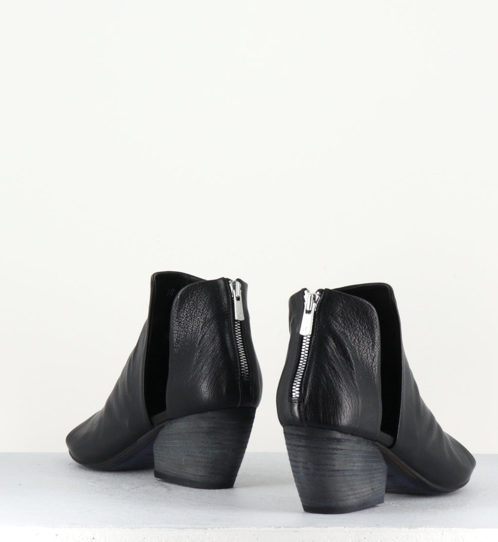 Bottines courtes à talons en cuir noir BLANC/012- Officine Creative