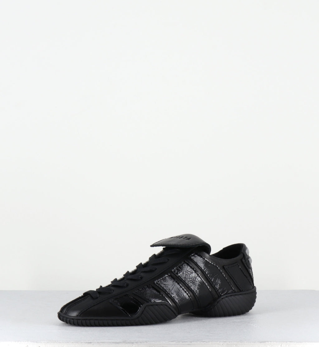 NIKOLETTA BLACK SNEAKERS