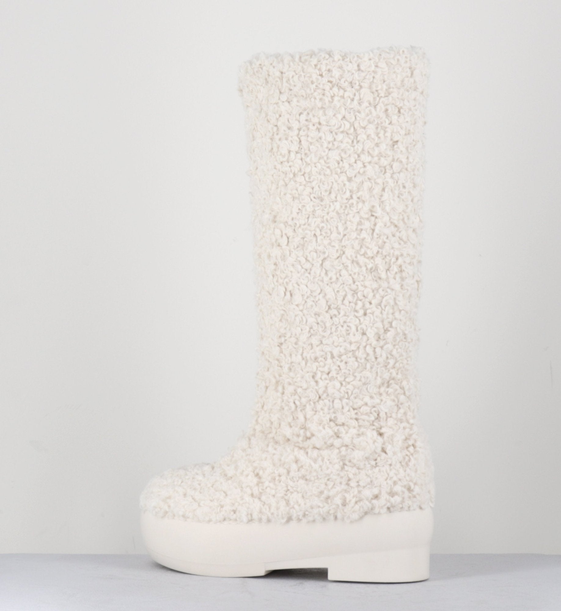 GIA-22 SHEARLING IVORY