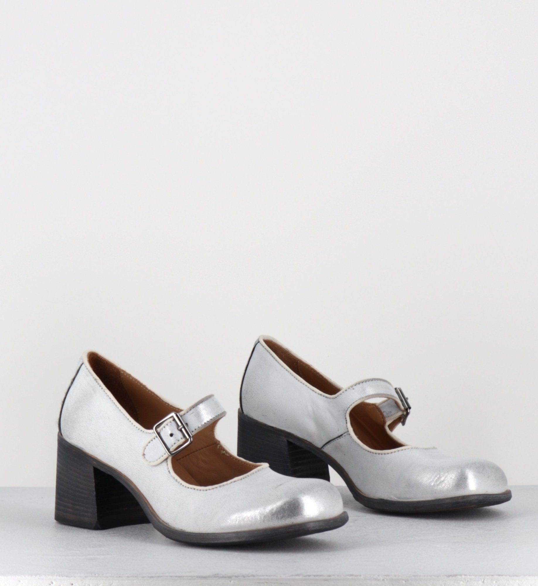 47403 VESUVIO ARGENTO