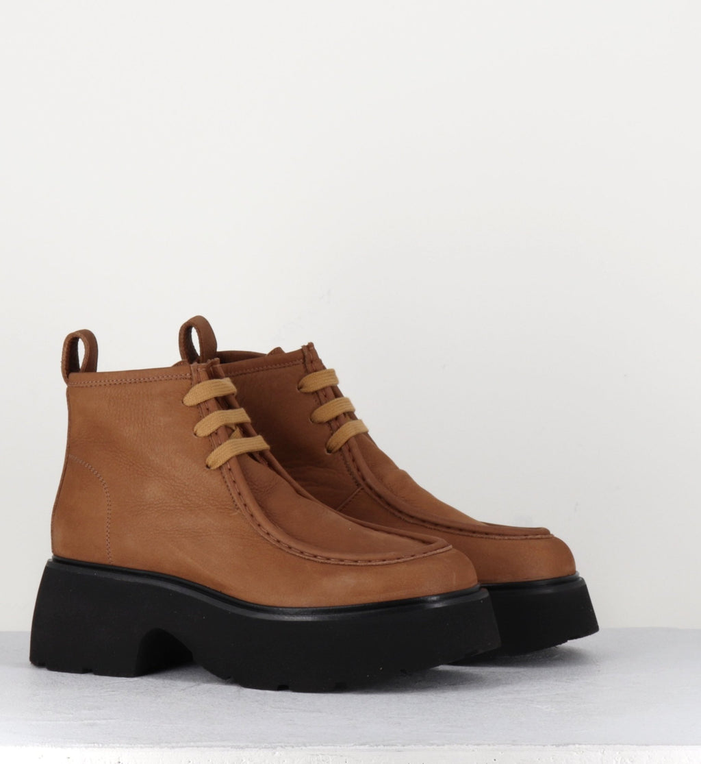 A78NP NABUCK COGNAC