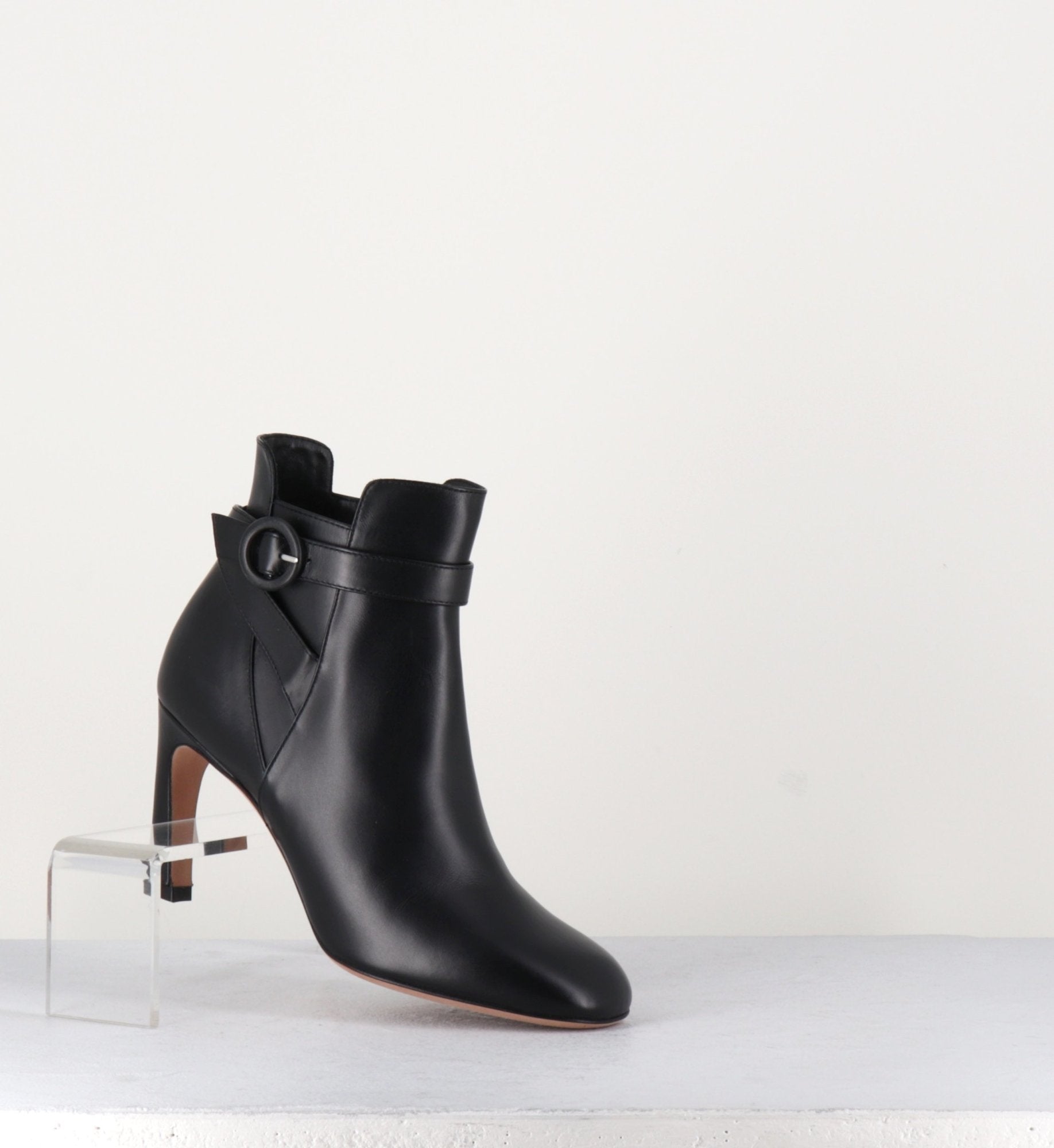 Bottine en cuir noir à talon Pellico - 7311