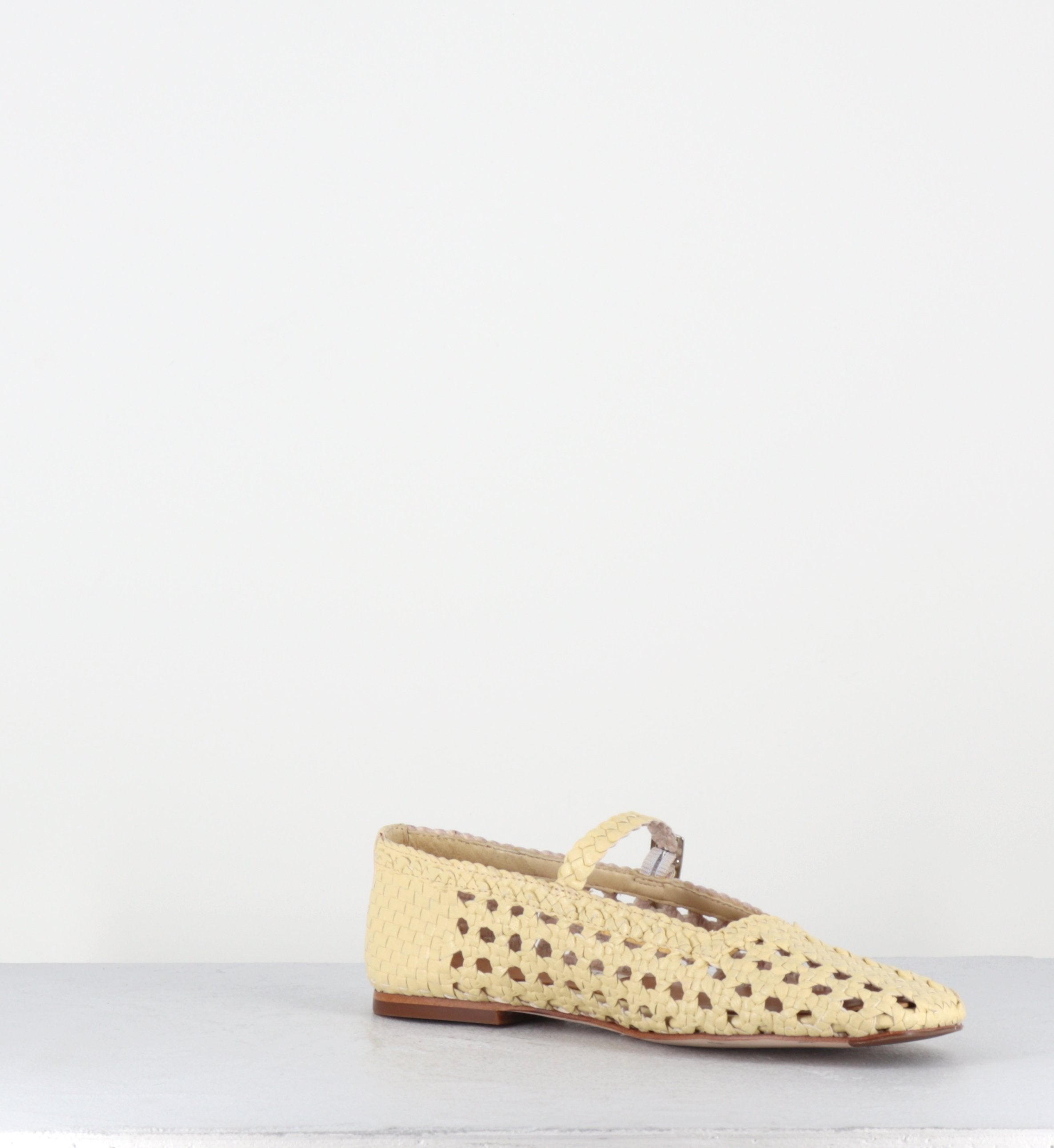 YEIDA BUTTER BALLERINAS