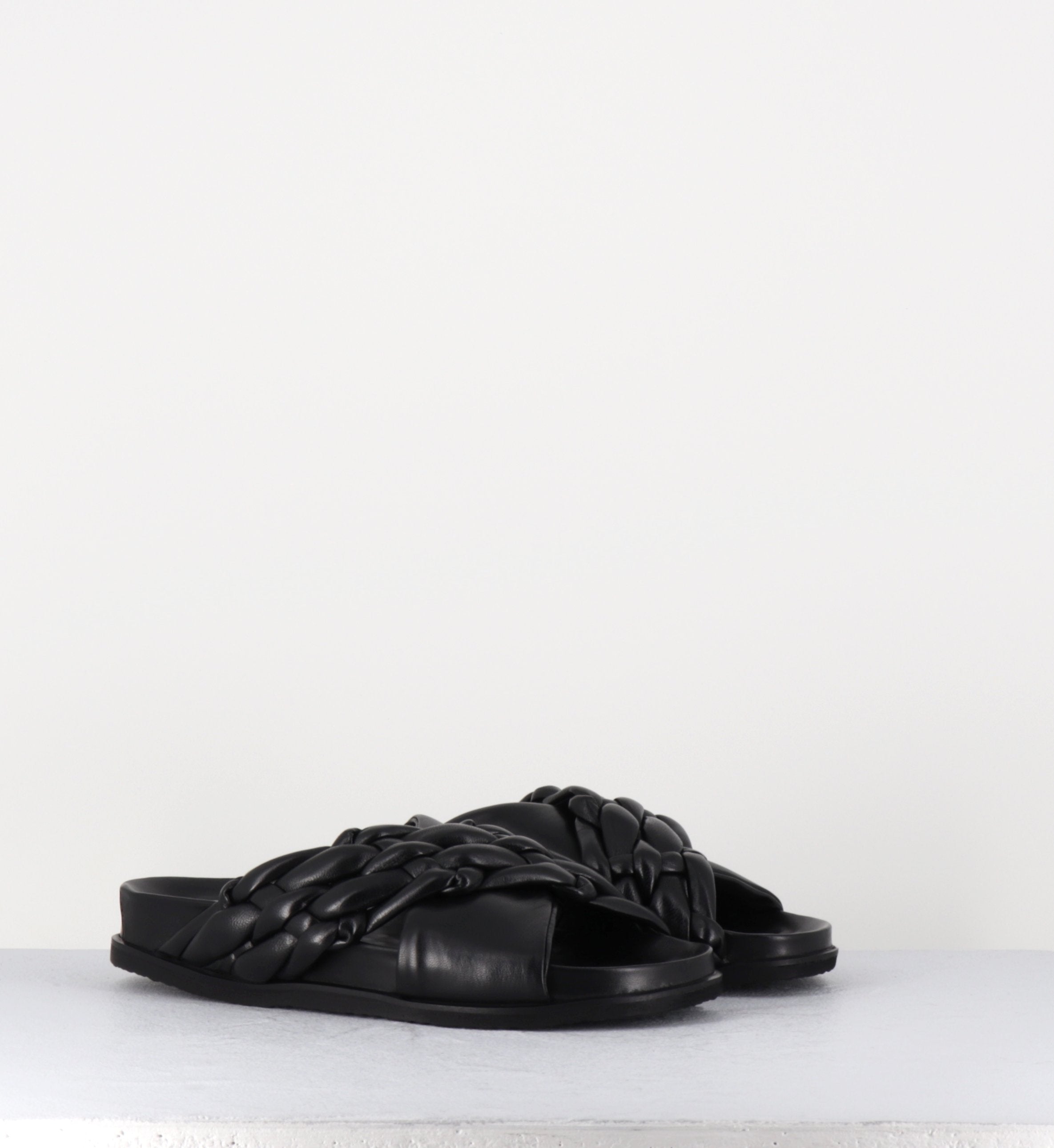 MICHA INTRECCIO BLACK