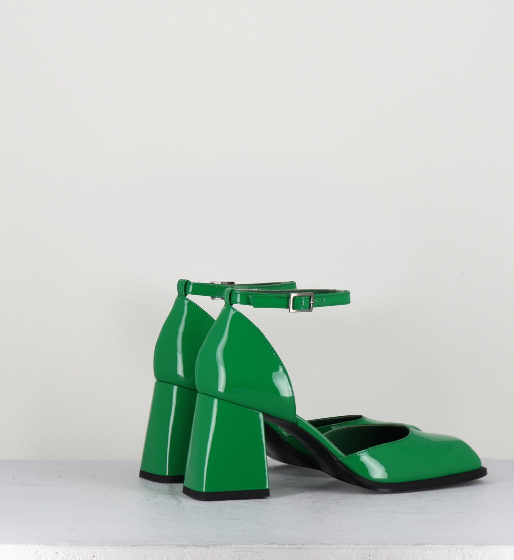Babies en cuir vernis vert à talon - MIA70 VERDE